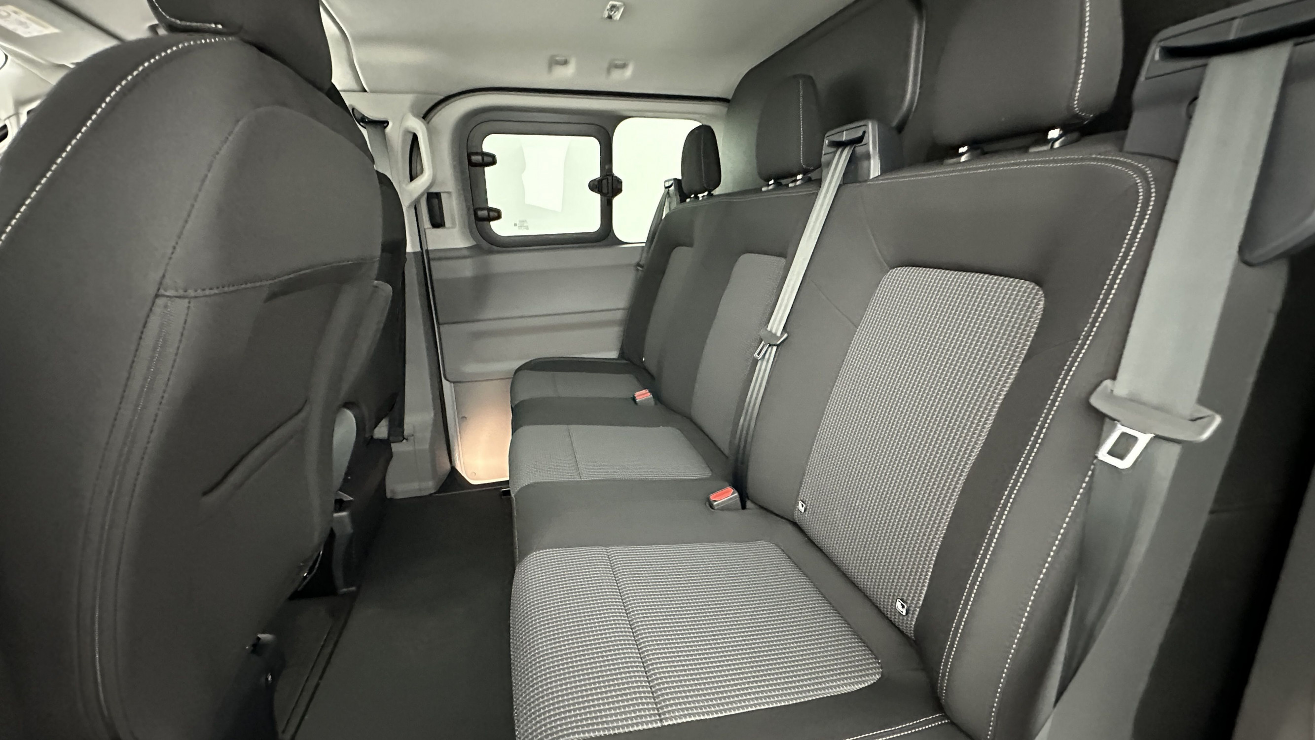 Vente en ligne Volkswagen Transporter TRANSPORTER PROCAB T7 L1H1 2.0 TDI 170ch Business BVA8 au prix de 49 880 €