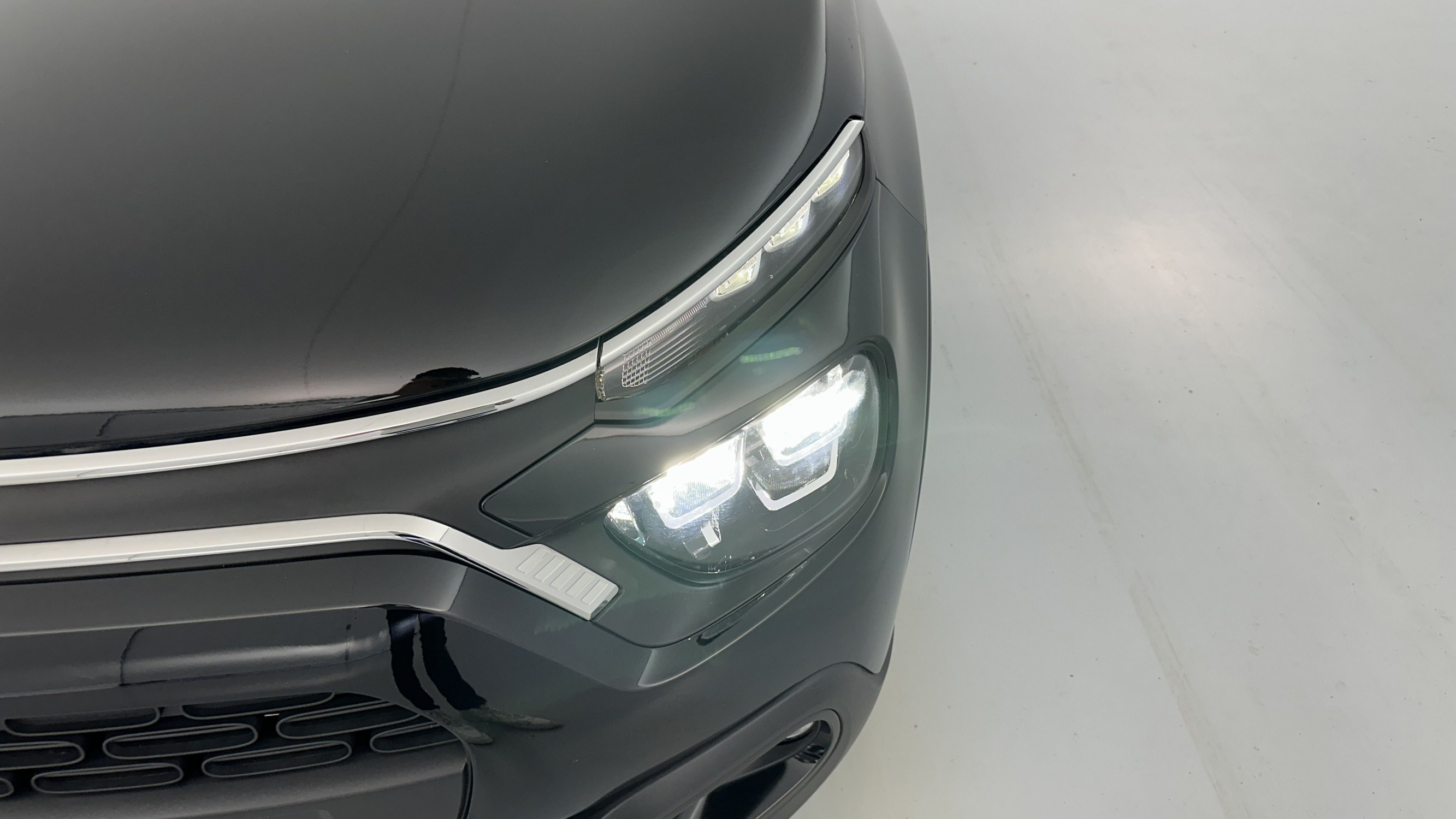 Vente en ligne Citroën C3 C3 III 1.2 PureTech 110ch Shine au prix de 17 200 €