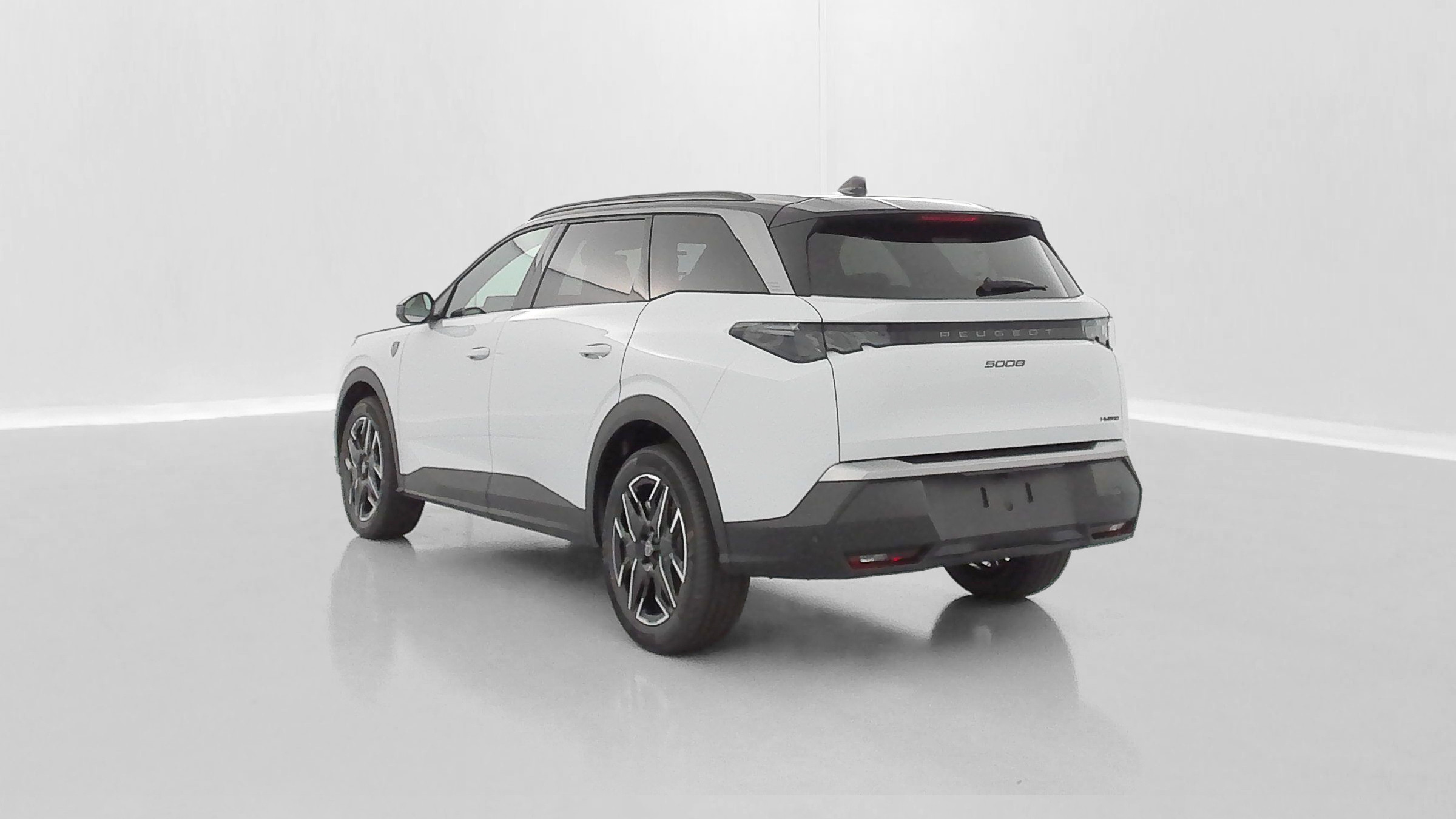 Vente en ligne Peugeot 5008 5008 1.2 Hybrid 145ch GT e-DCS6 au prix de 33 610 €