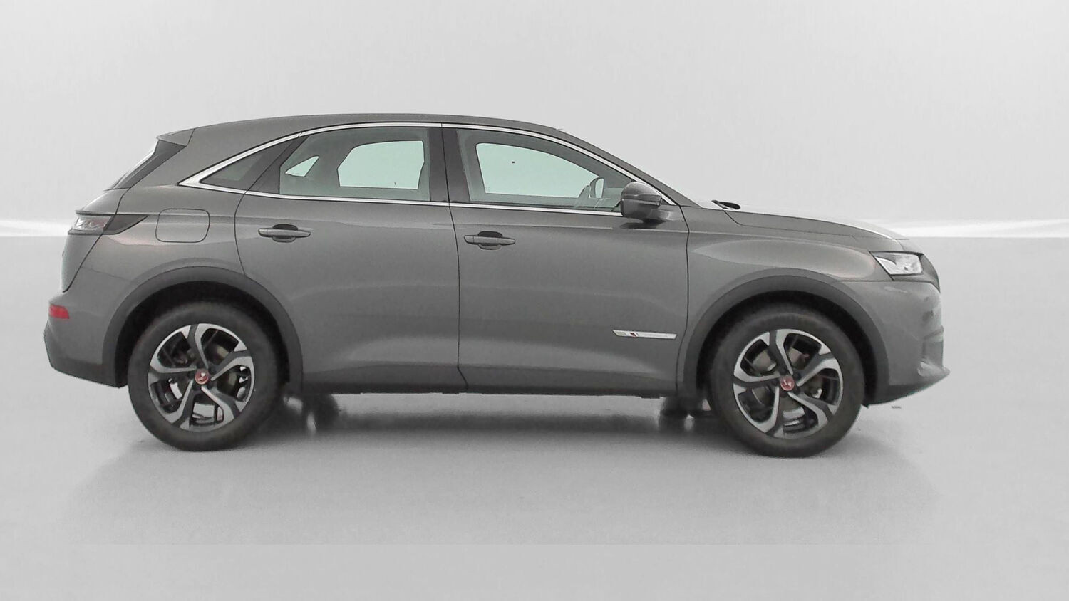Vente en ligne Ds DS7 Crossback DS7 CROSSBACK 1.2 PureTech 130ch Performance Line au prix de 24 680 €