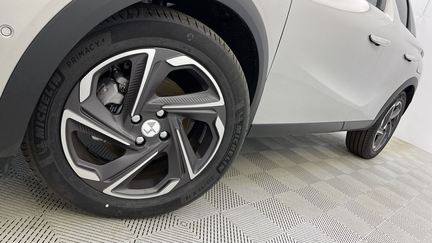Vente en ligne Ds Ds3 Crossback DS3 CROSSBACK E-Tense Rivoli 136ch au prix de 31 600 €
