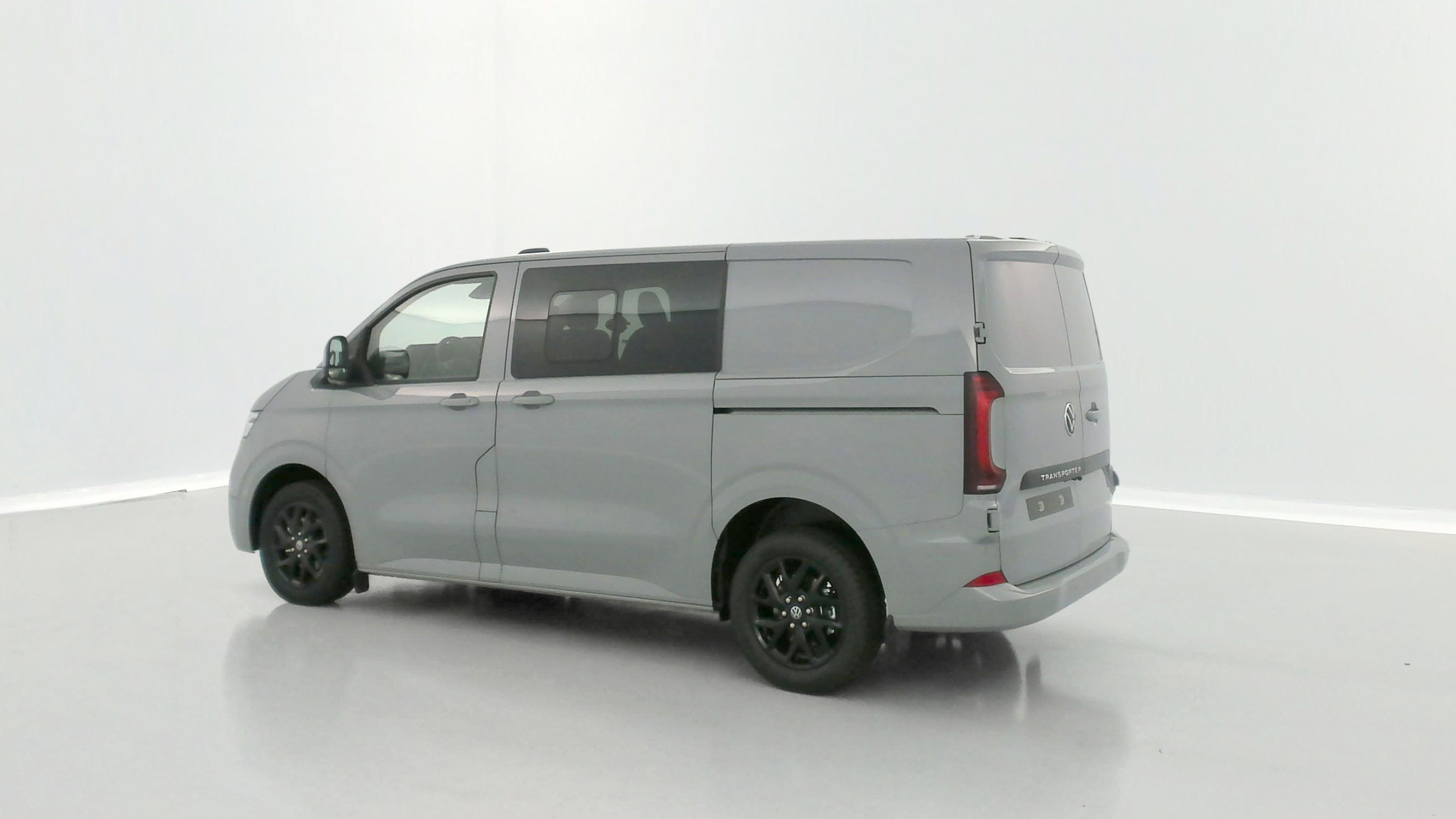Vente en ligne Volkswagen Transporter TRANSPORTER PROCAB T7 L1H1 2.0 TDI 170ch Business BVA8 au prix de 49 880 €