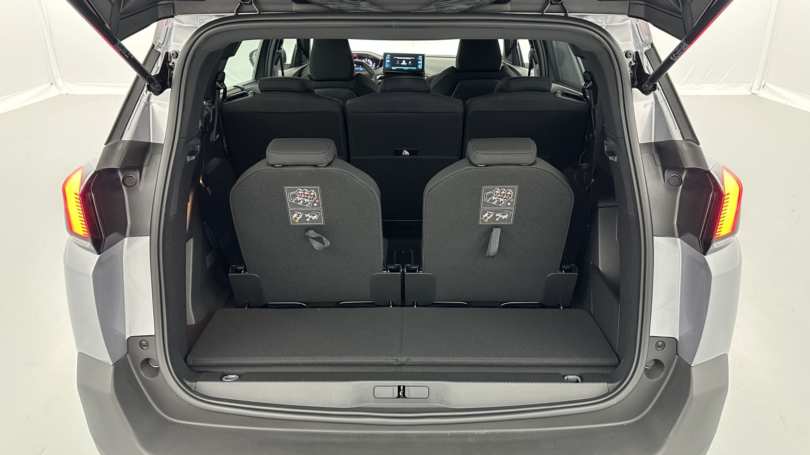 Vente en ligne Peugeot 5008 5008 III 1.2 PureTech 130ch Active Pack au prix de 28 900 €