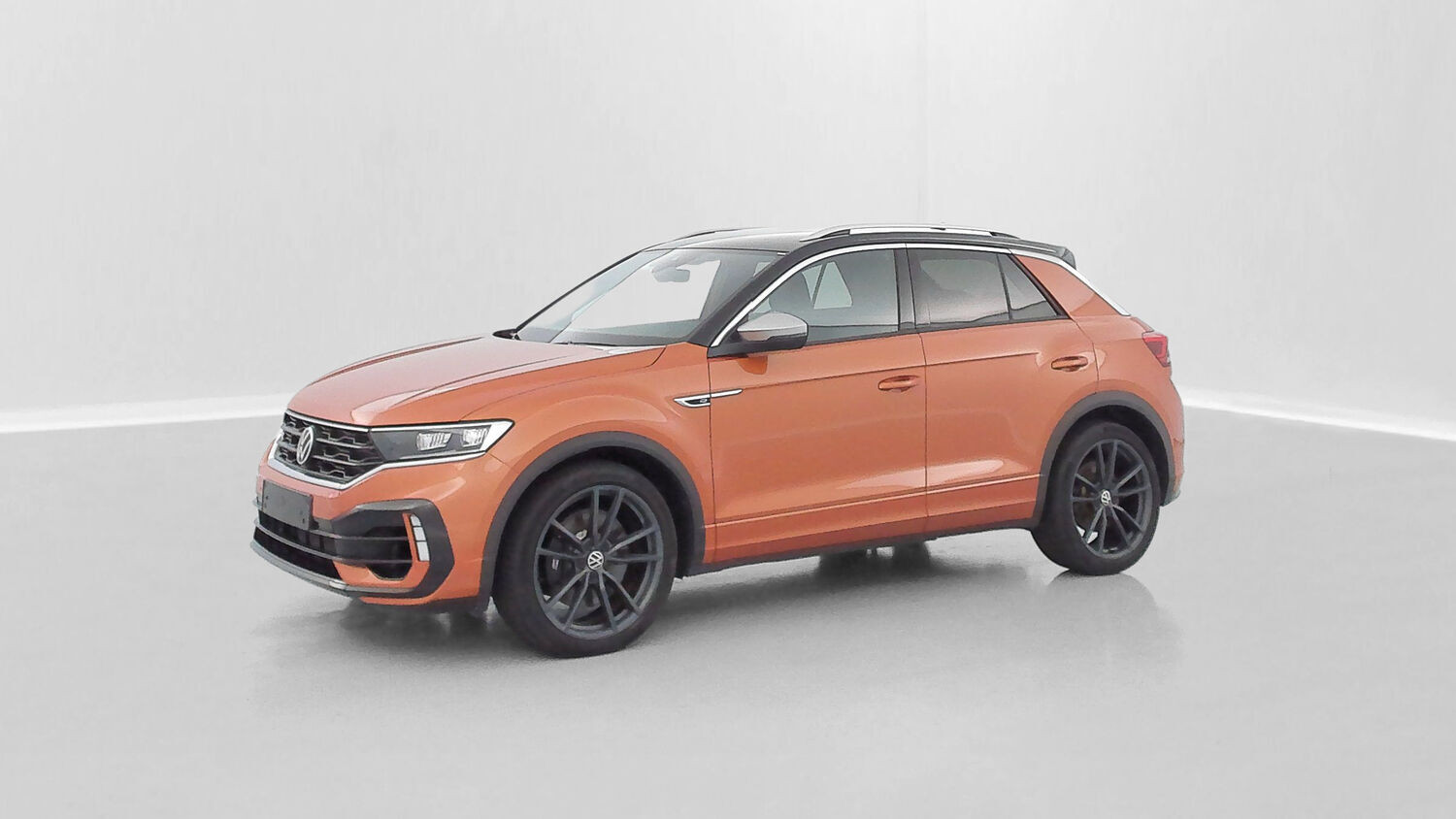 Vente en ligne Volkswagen T-Roc T-ROC 2.0 TSI 300ch R 4Motion DSG7 au prix de 31 600 €