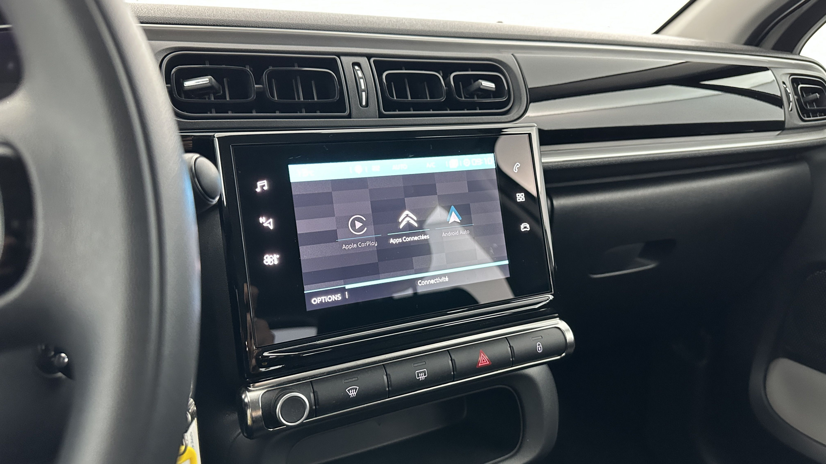 Vente en ligne Citroën C3 C3 1.2 PureTech 83ch Feel Pack au prix de 19 520 €