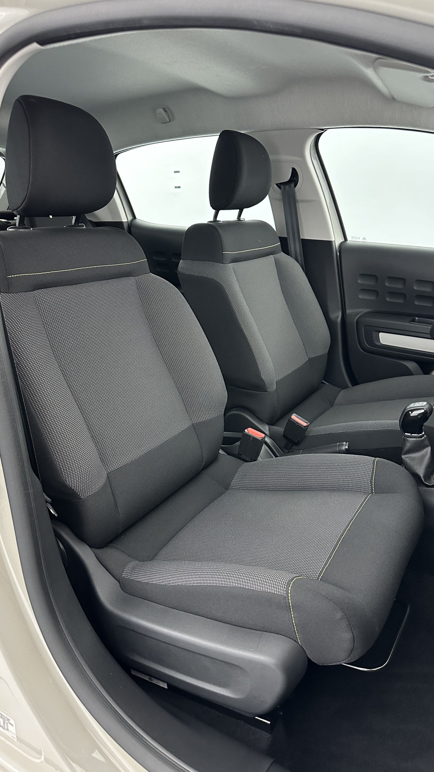 Vente en ligne Citroën C3 C3 1.2 PureTech 83ch Feel Pack au prix de 19 520 €