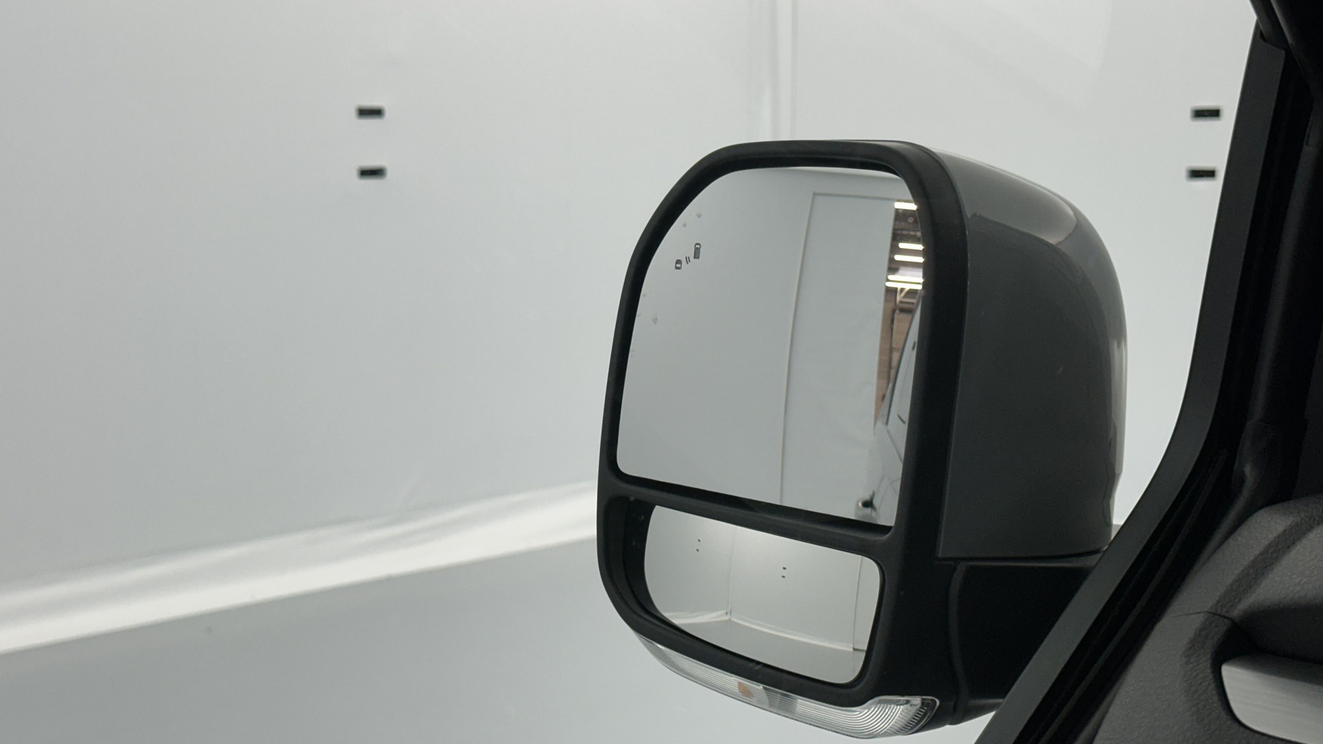 Vente en ligne Volkswagen Transporter TRANSPORTER PROCAB T7 L1H1 2.0 TDI 170ch Business BVA8 au prix de 49 880 €
