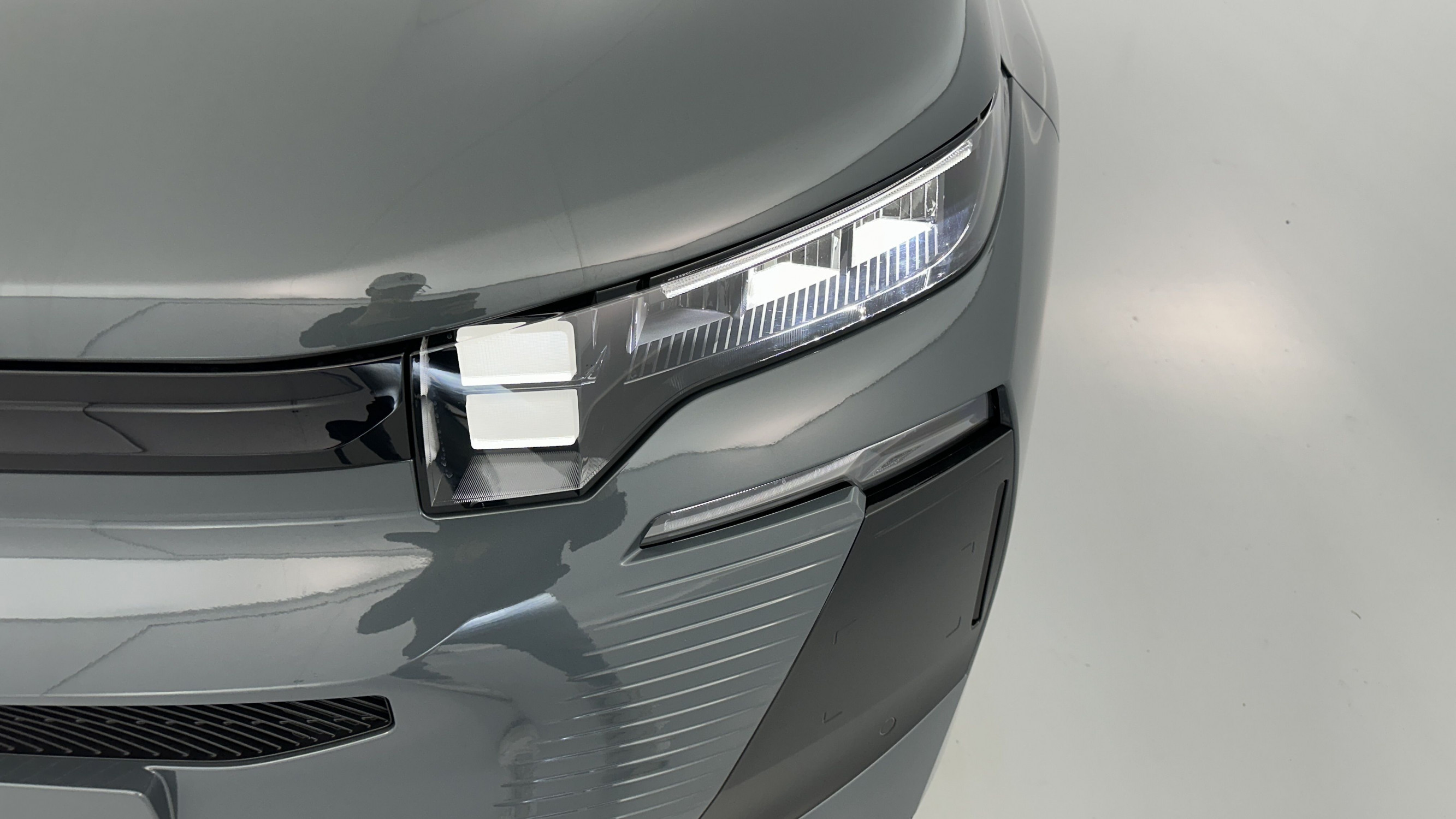 Vente en ligne Citroën C5 Aircross C5 AIRCROSS 1.2 Hybride 145ch Plus e-DCS6 au prix de 30 800 €