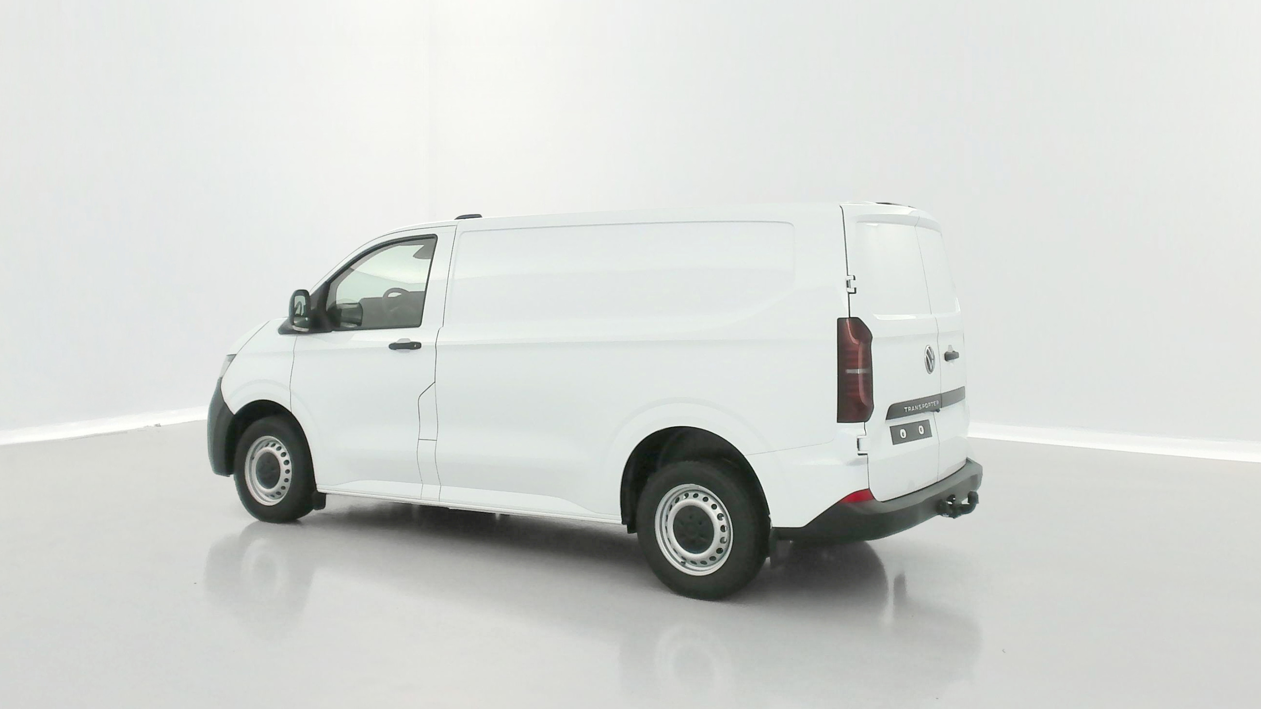 Vente en ligne Volkswagen Transporter TRANSPORTER T7 Van L1 2.0 TDI 150ch Business BVA8 au prix de 39 800 €