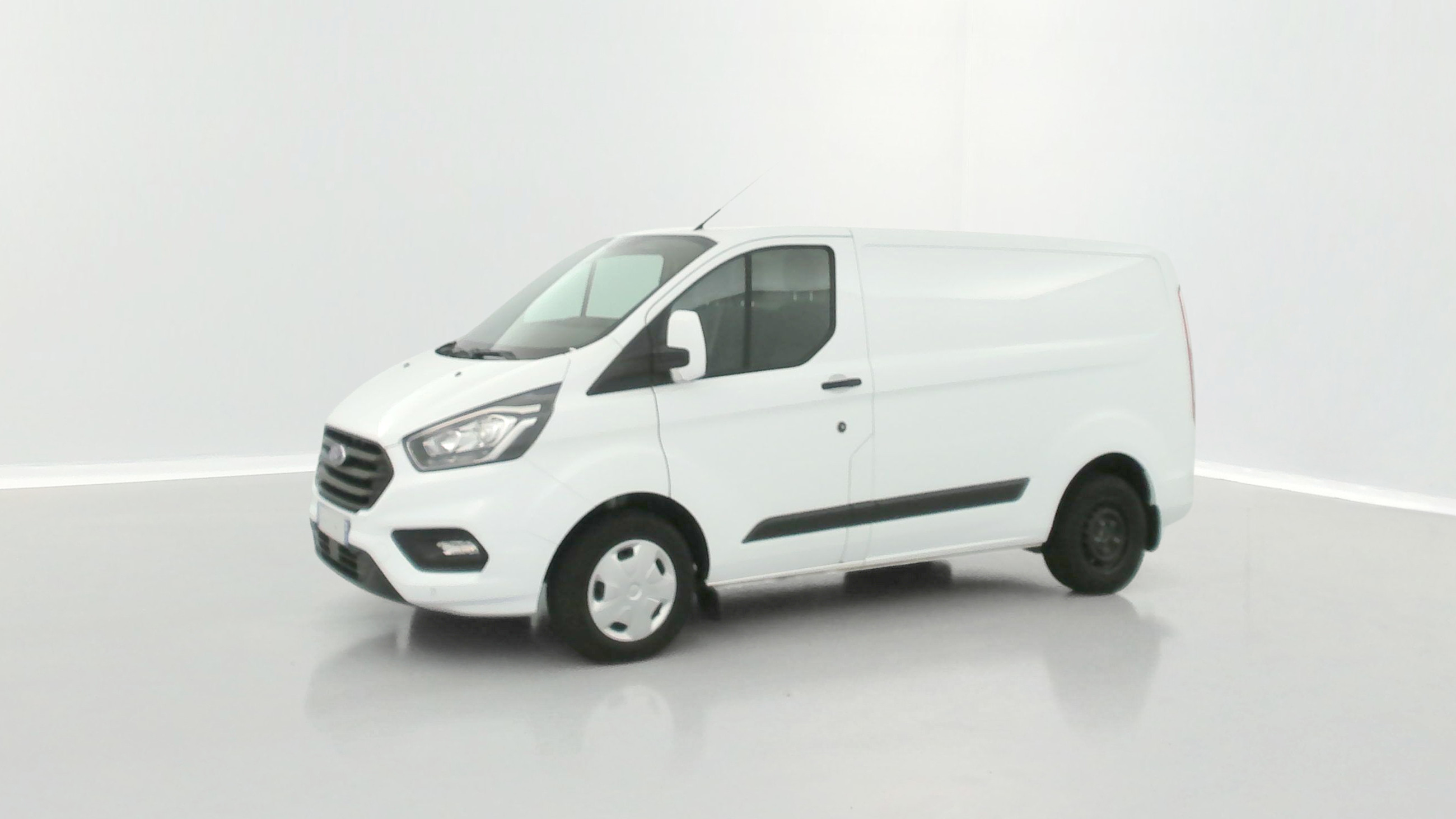 Vente en ligne Ford Transit Custom TRANSIT CUSTOM 280 L1H1 2.0 Ecoblue 105ch Trend Business au prix de 17 480 €