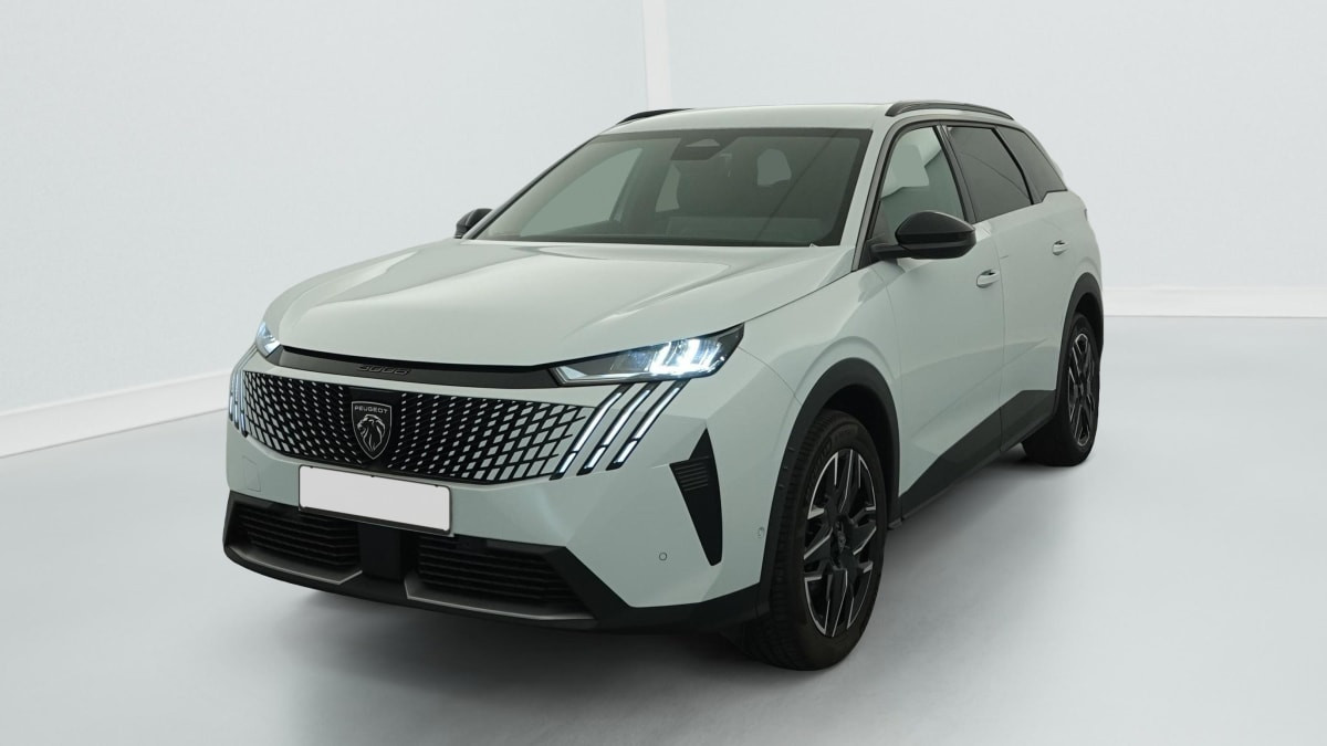 Peugeot 5008 HYBRID 145 CH E-DCS6 ALLURE occasion de 2025 en vente à Rennes