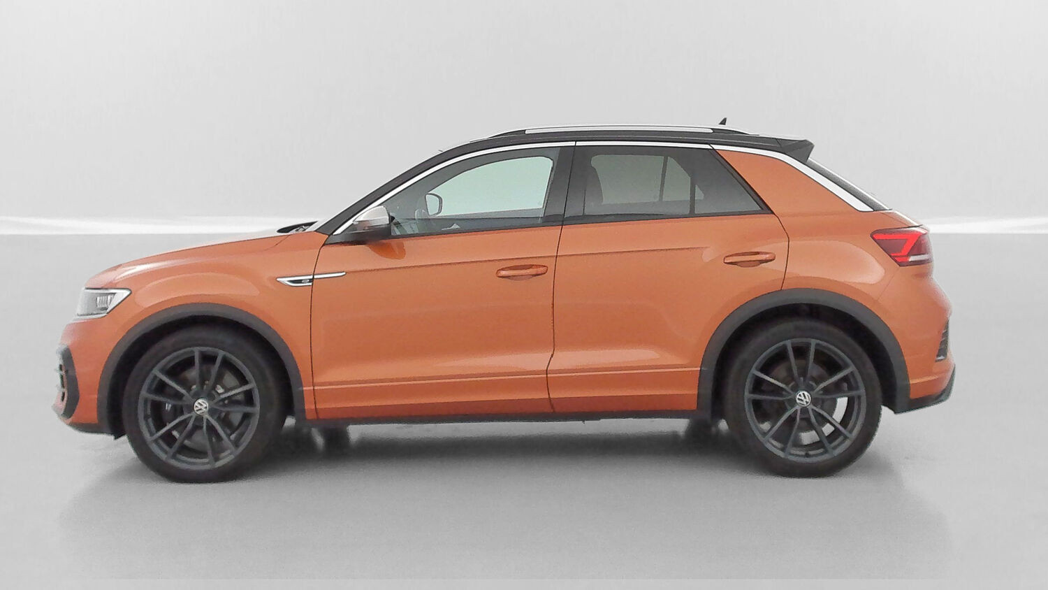 Vente en ligne Volkswagen T-Roc T-ROC 2.0 TSI 300ch R 4Motion DSG7 au prix de 31 600 €