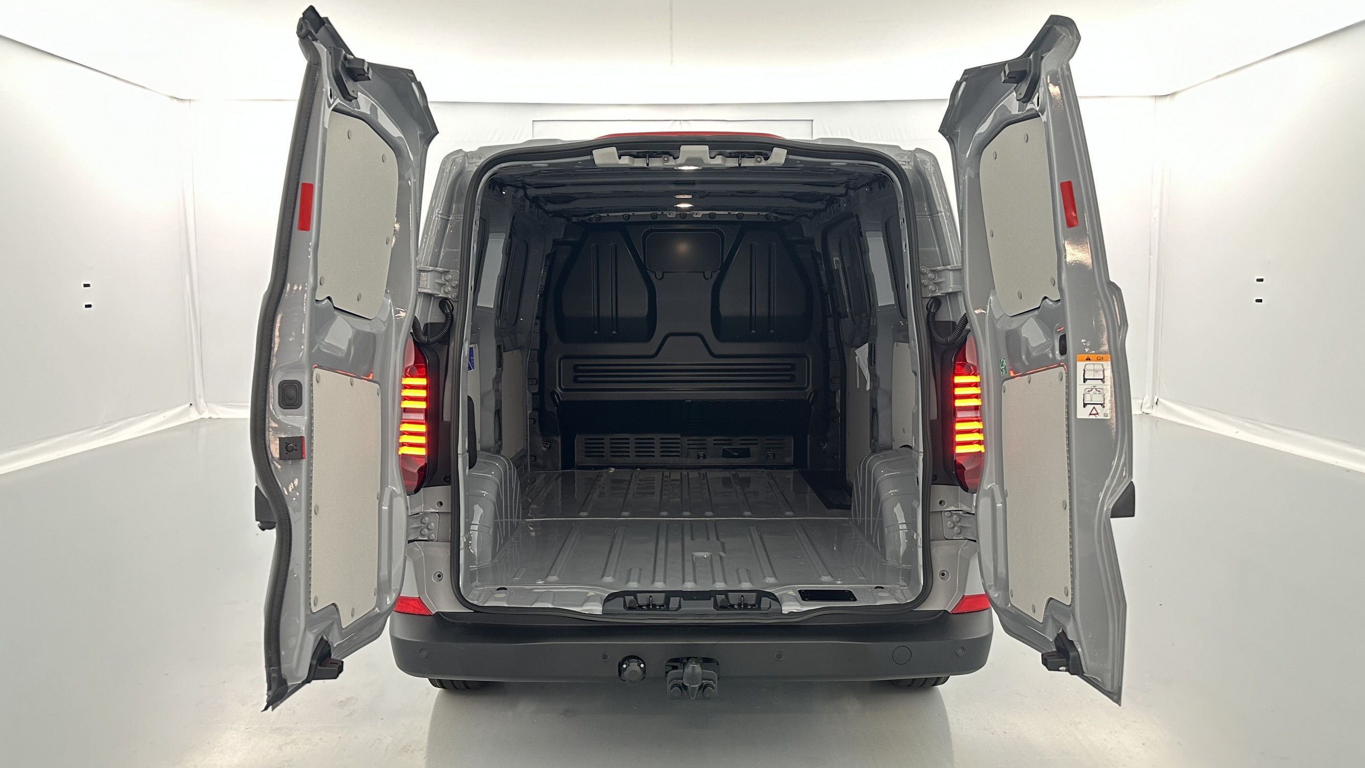 Vente en ligne Volkswagen Transporter TRANSPORTER T7 Van L1 2.0 TDI 150ch Business BVA8 au prix de 39 800 €