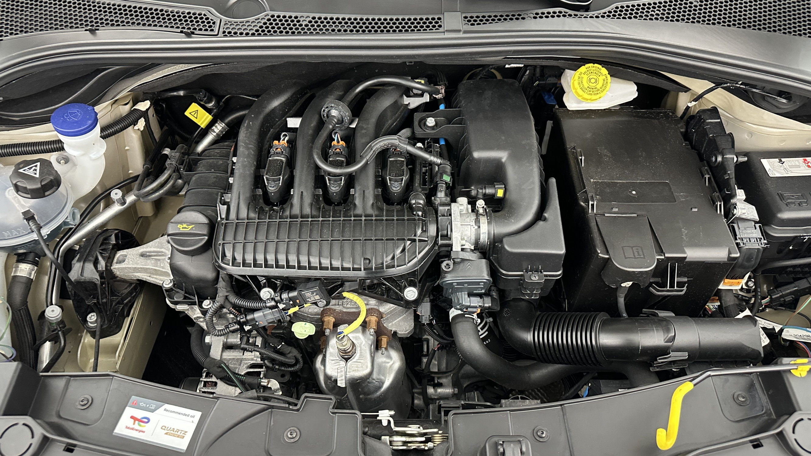 Vente en ligne Citroën C3 C3 1.2 PureTech 83ch Feel Pack au prix de 19 520 €