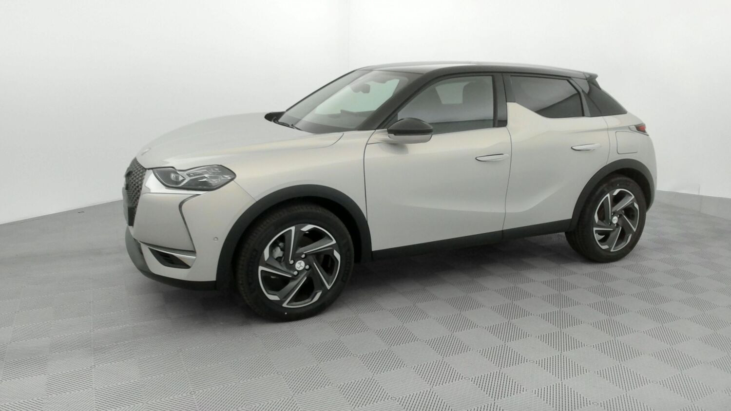 Vente en ligne Ds Ds3 Crossback DS3 CROSSBACK E-Tense Rivoli 136ch au prix de 31 600 €