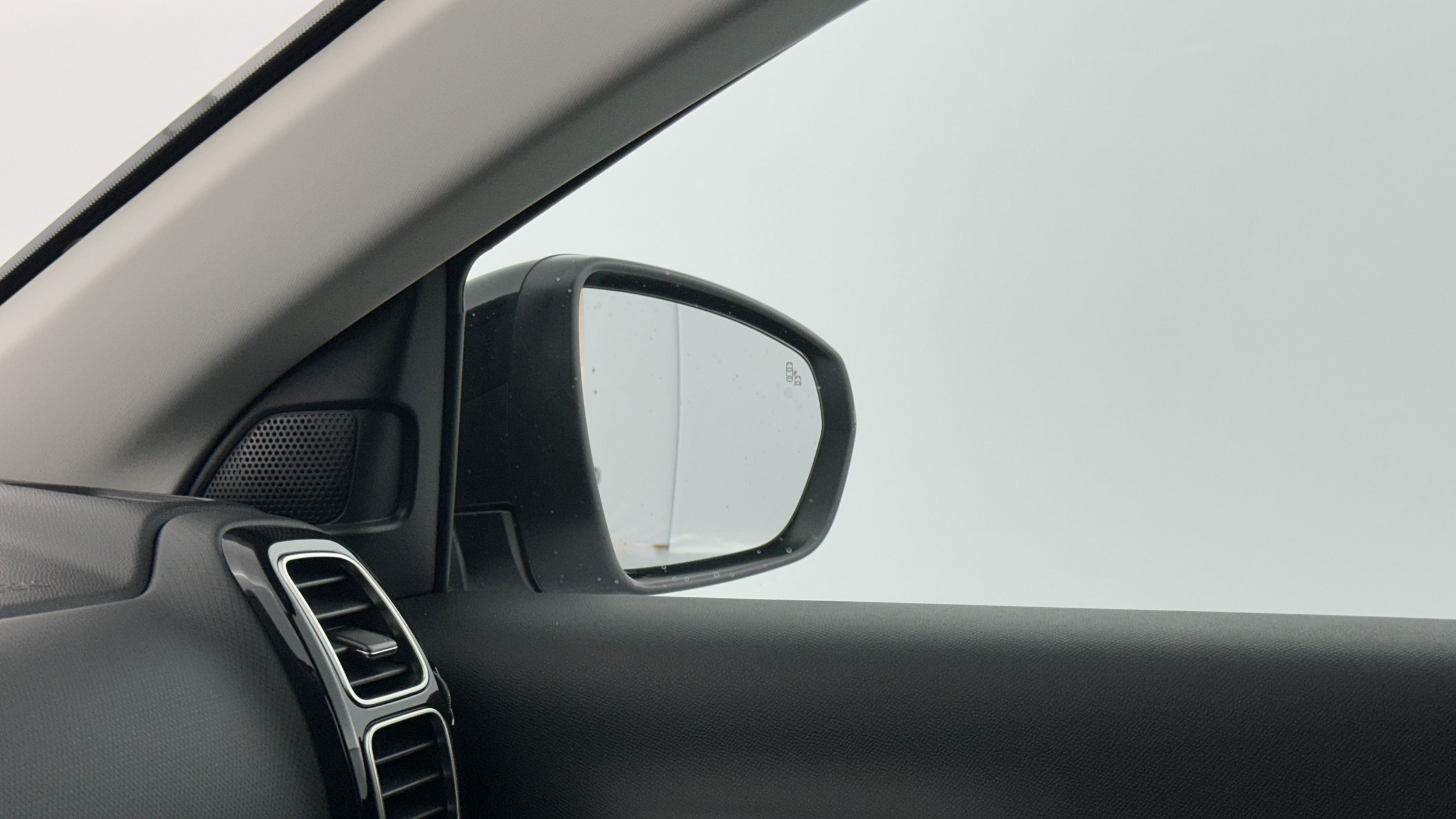Vente en ligne Citroën C5 Aircross C5 AIRCROSS 1.2 Hybride 145ch Max e-DCS6 au prix de 27 910 €