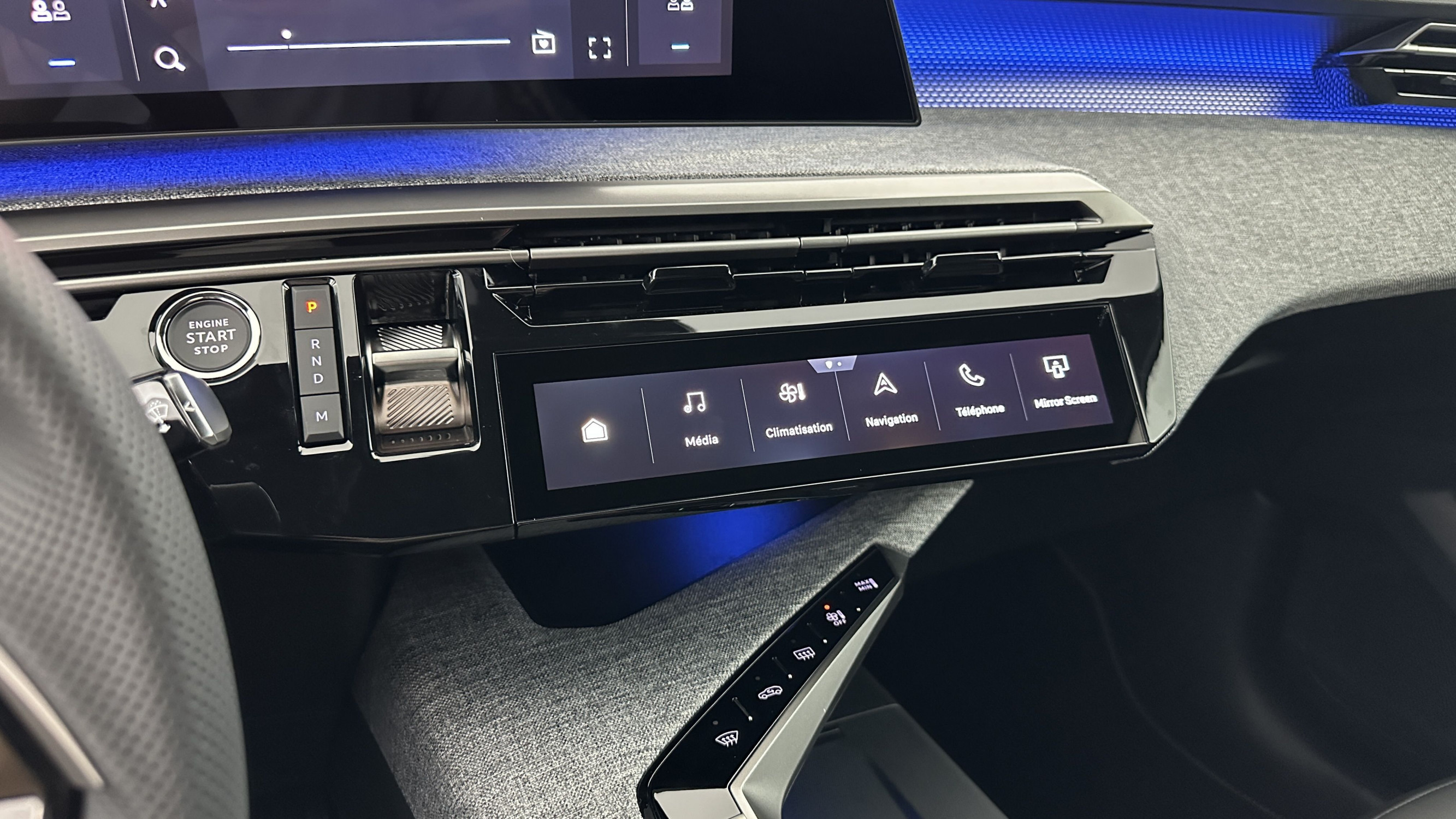 Vente en ligne Peugeot 5008 5008 1.2 Hybrid 145ch GT e-DCS6 au prix de 33 610 €