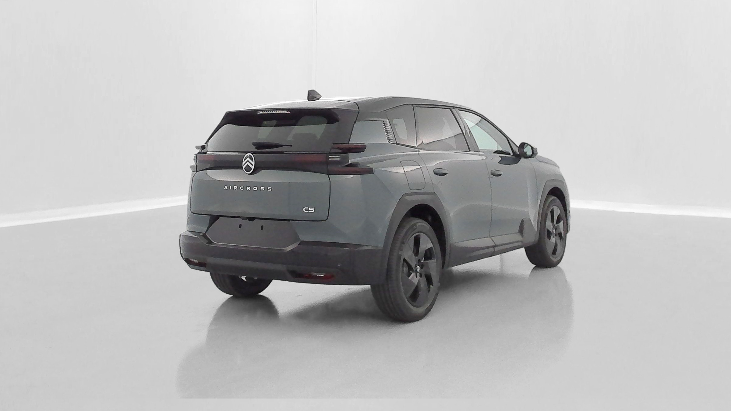 Vente en ligne Citroën C5 Aircross C5 AIRCROSS 1.2 Hybride 145ch Plus e-DCS6 au prix de 30 800 €