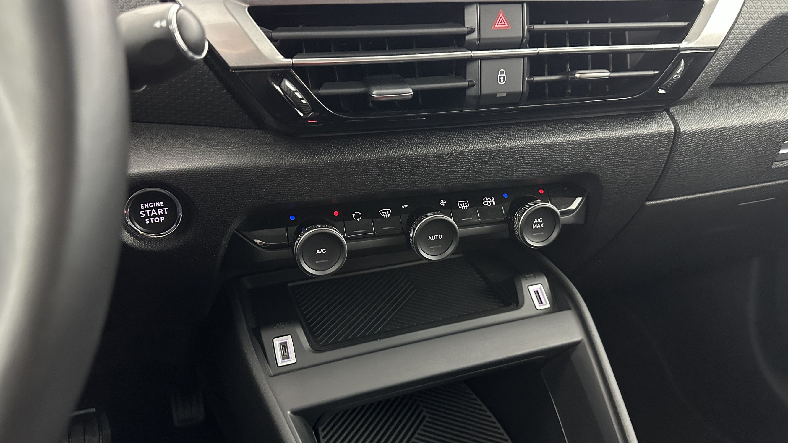 Vente en ligne Citroën C4 C4 III 1.5 BlueHDi 130ch Shine EAT8 au prix de 23 500 €