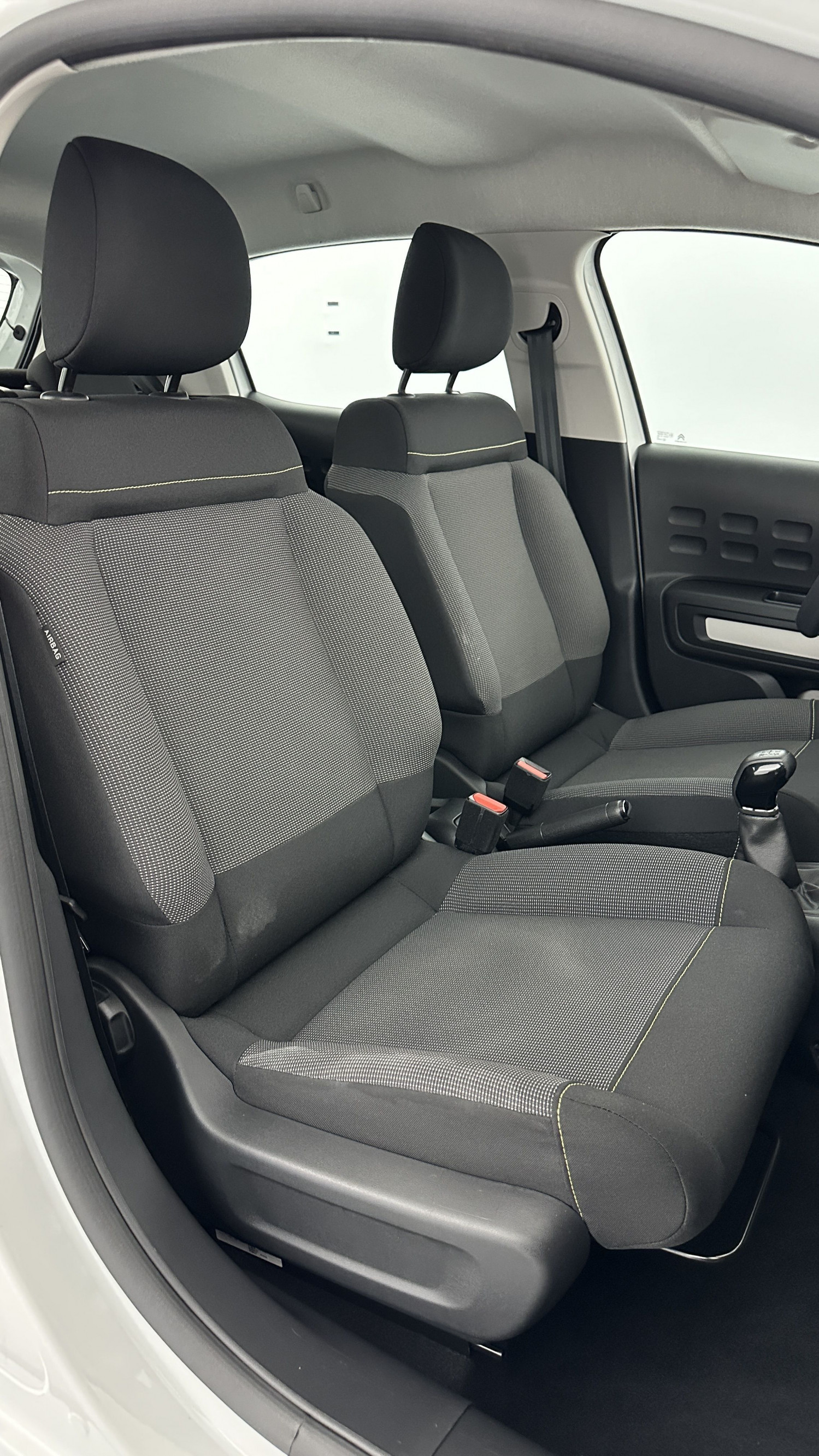 Vente en ligne Citroën C3 C3 1.2 PureTech 83ch Feel Pack au prix de 16 600 €