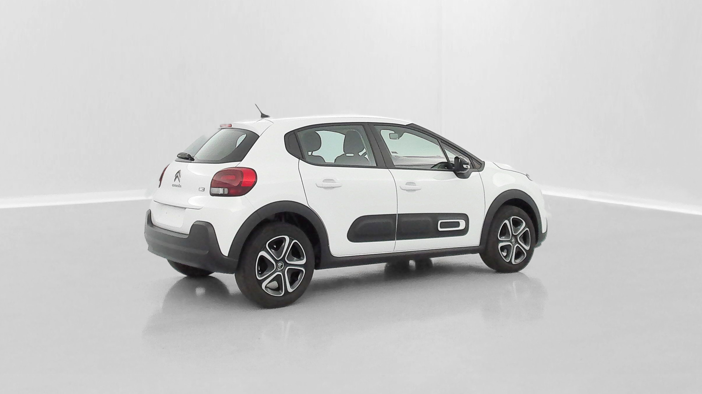 Vente en ligne Citroën C3 C3 1.2 PureTech 83ch Feel Pack au prix de 16 600 €