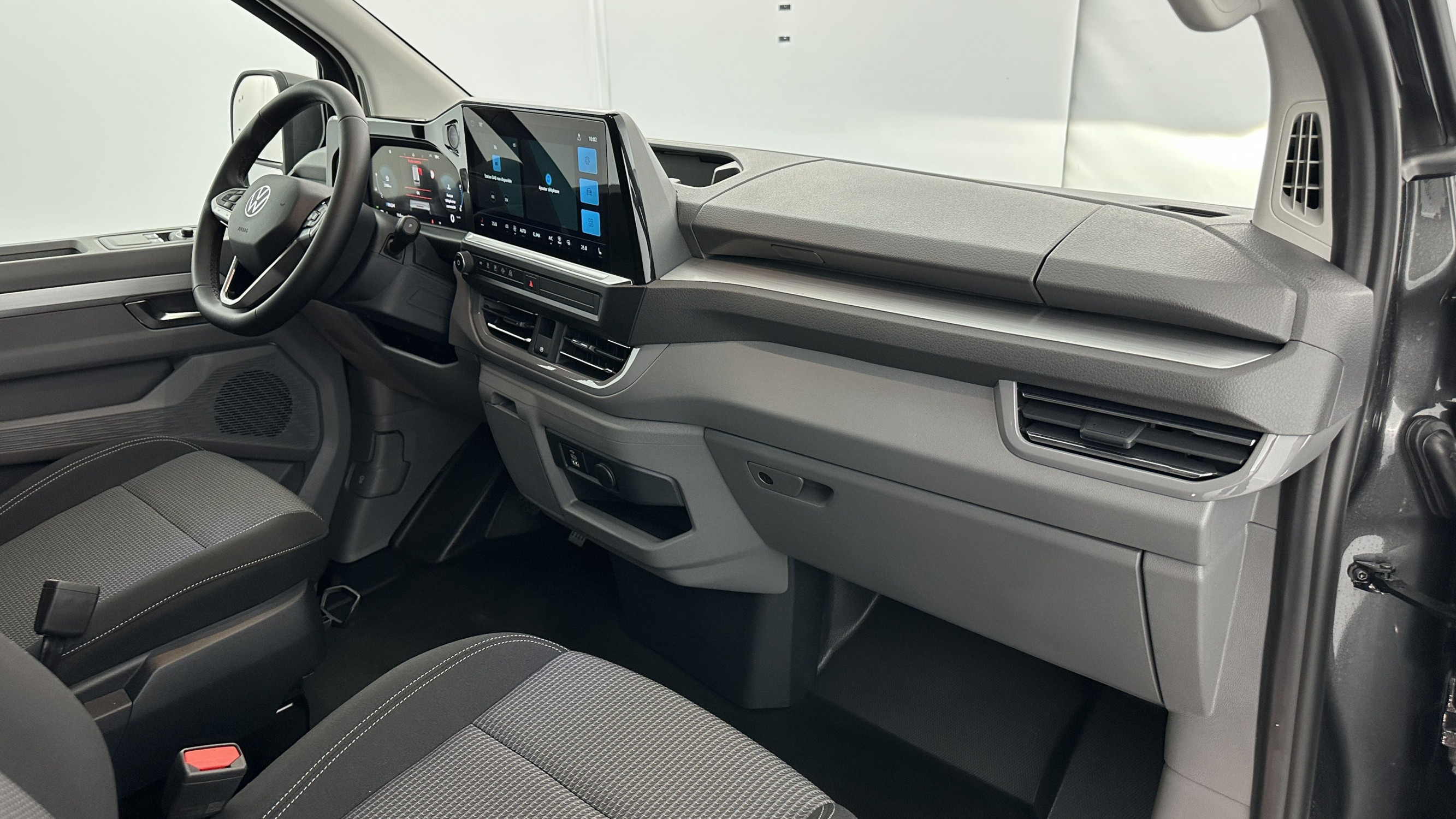 Vente en ligne Volkswagen Transporter TRANSPORTER PROCAB T7 L1H1 2.0 TDI 170ch Business BVA8 au prix de 50 720 €