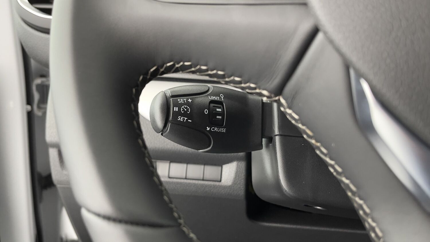 Vente en ligne Fiat Scudo SCUDO 1.5 MultiJet 120ch Compact au prix de 27 920 €