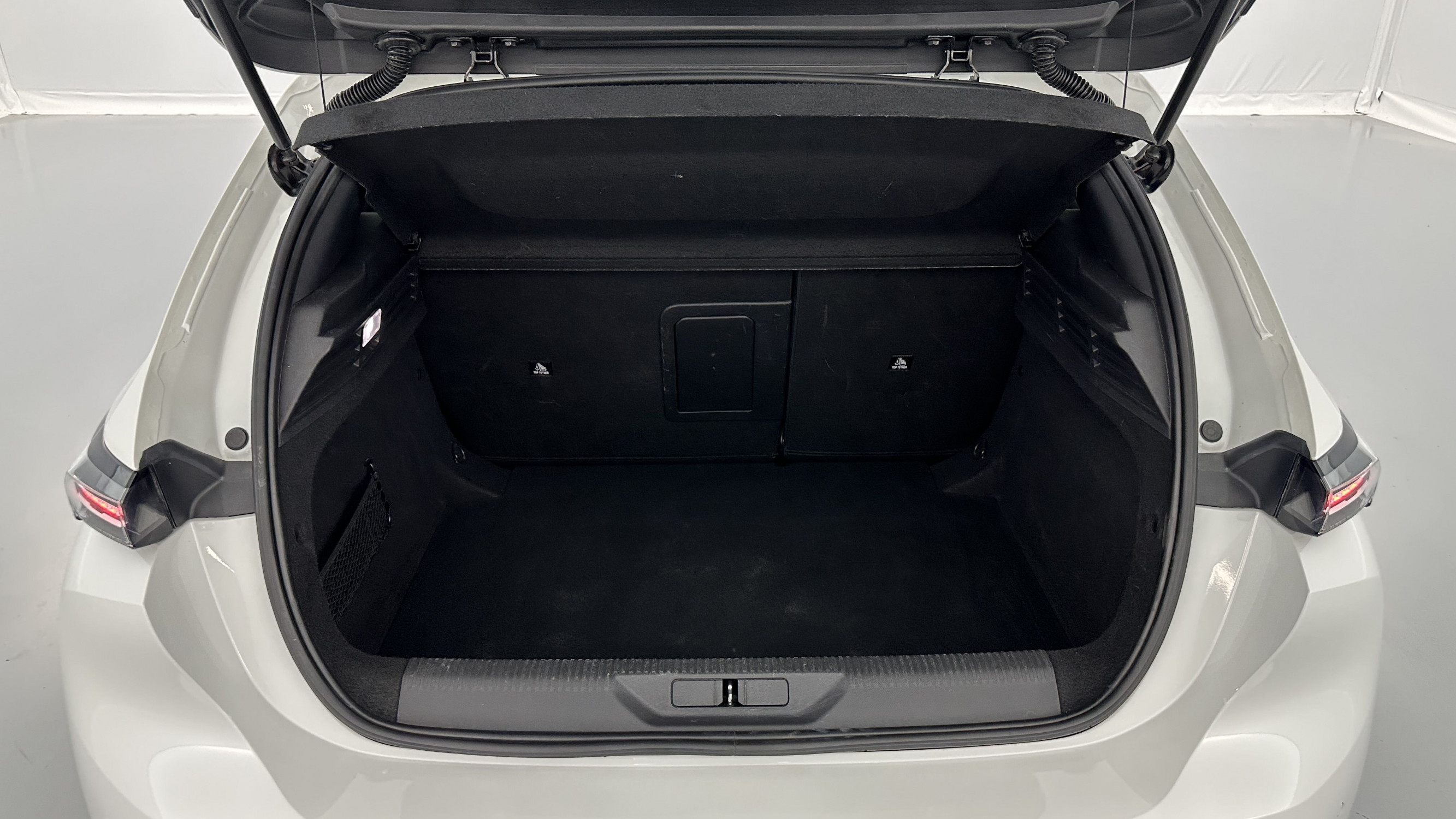 Vente en ligne Peugeot 308 308 III 1.2 Puretech 130ch Allure Pack EAT8 au prix de 21 080 €