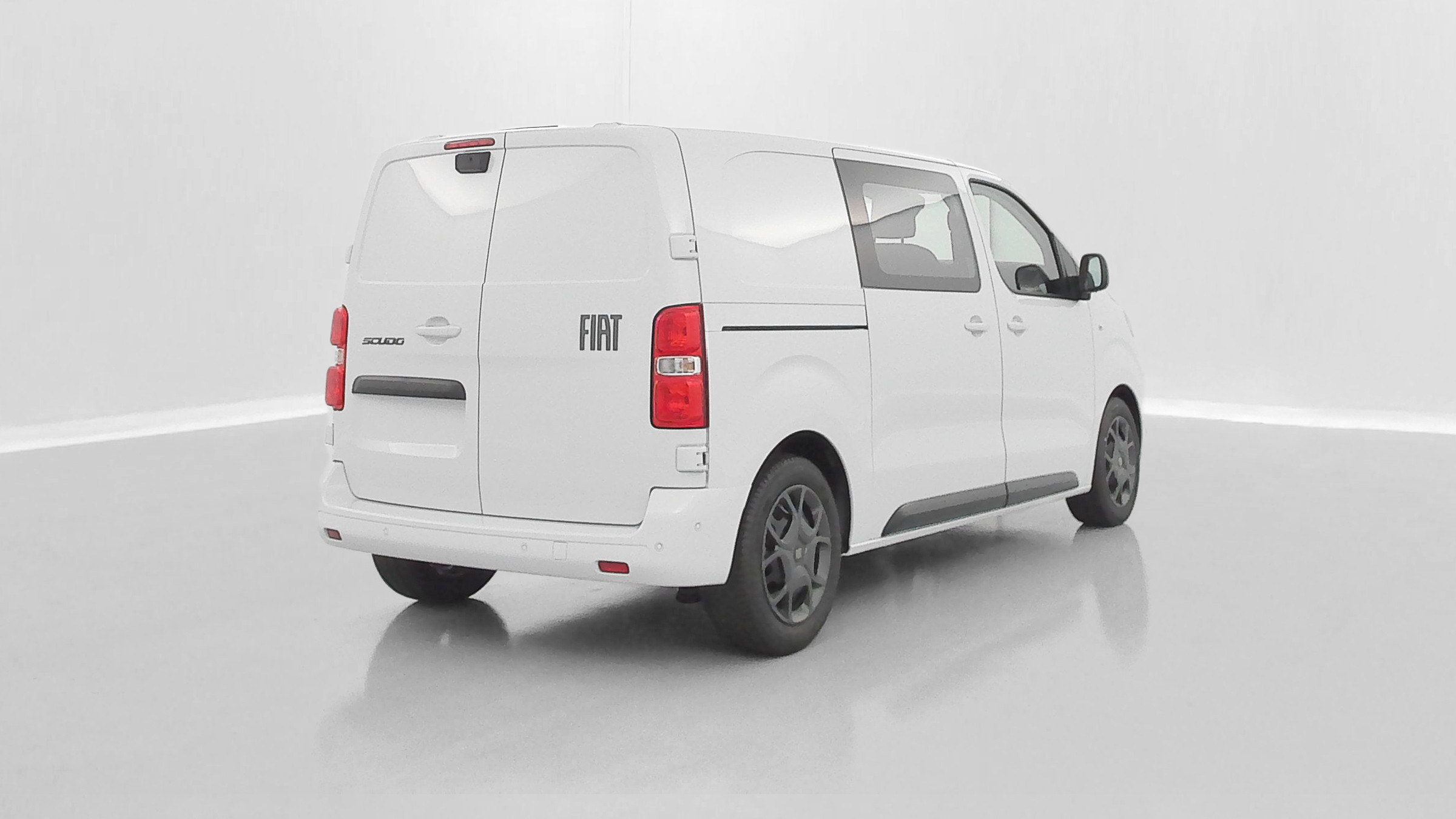 Vente en ligne Fiat Scudo SCUDO CA M 2.0 BlueHDi 180ch Pack Premium Connect EAT8 au prix de 37 160 €