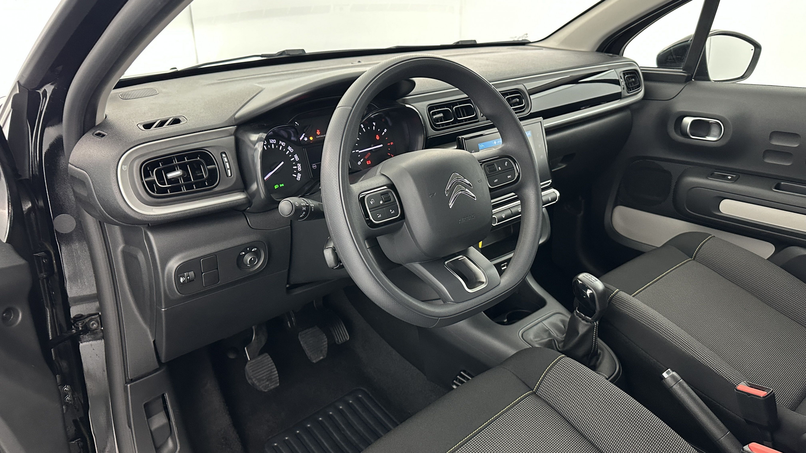 Vente en ligne Citroën C3 C3 1.2 PureTech 83ch Plus au prix de 15 610 €