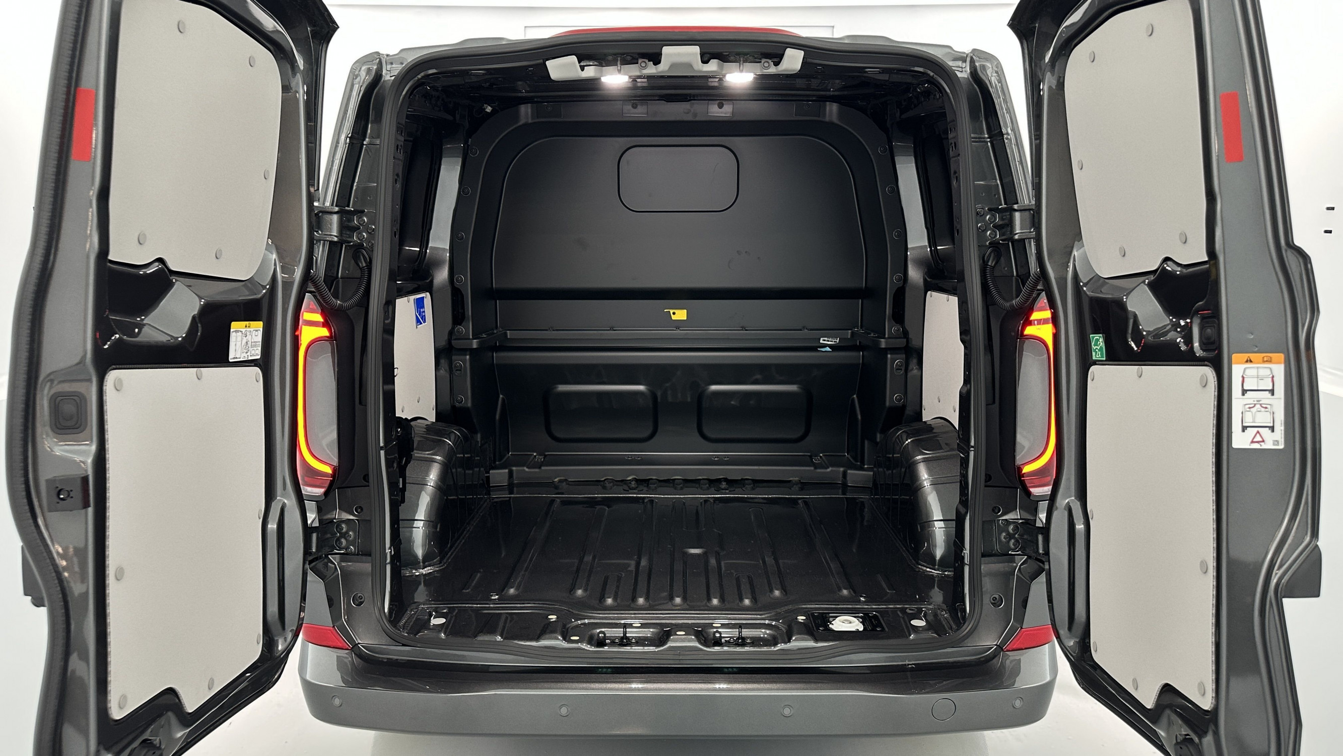 Vente en ligne Volkswagen Transporter TRANSPORTER PROCAB T7 L1H1 2.0 TDI 170ch Business BVA8 au prix de 50 720 €