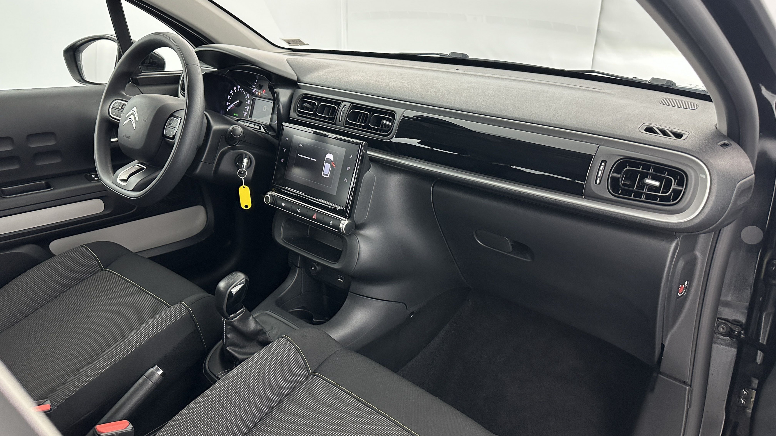 Vente en ligne Citroën C3 C3 1.2 PureTech 83ch Plus au prix de 15 610 €