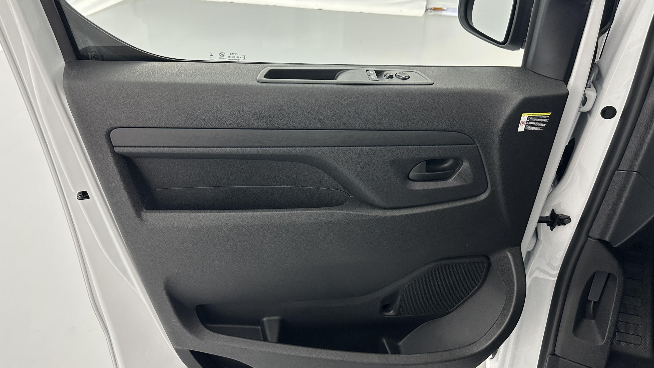 Vente en ligne Fiat Scudo SCUDO CA M 2.0 BlueHDi 180ch Pack Premium Connect EAT8 au prix de 37 160 €