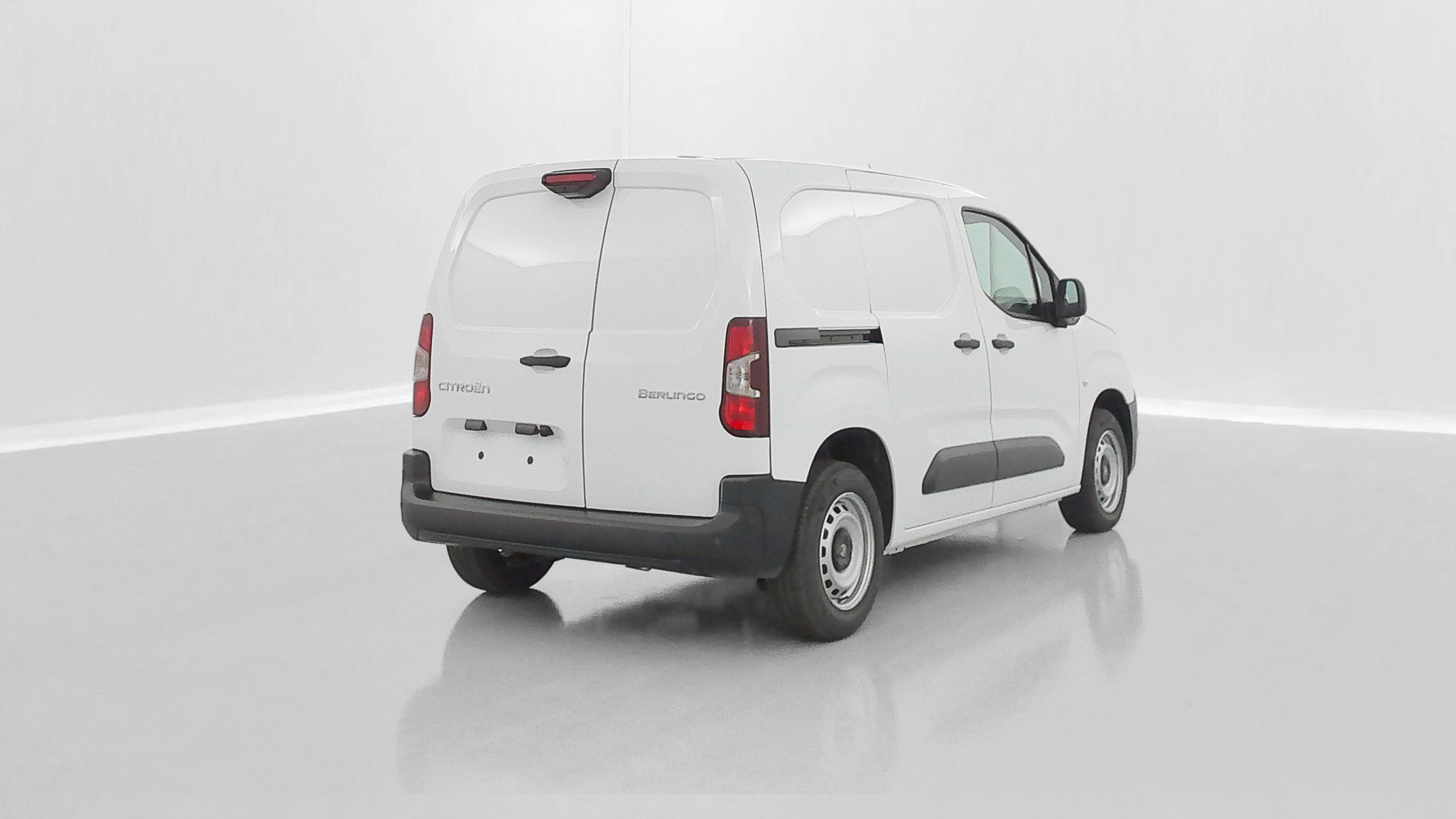 Vente en ligne Citroën Berlingo Fourgon BERLINGO VAN M 1.5 BlueHDi 100ch au prix de 21 800 €