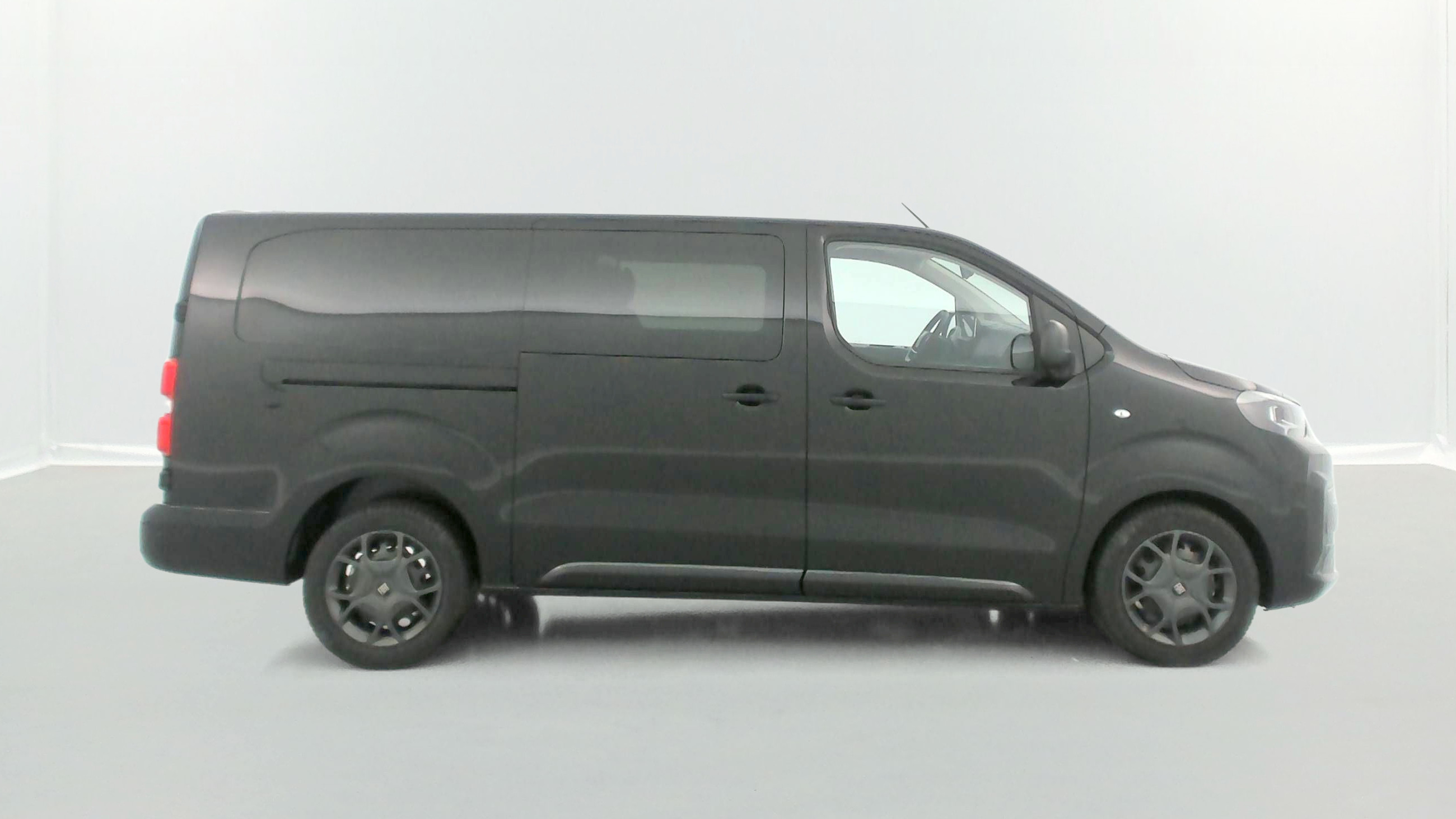 Vente en ligne Fiat Scudo SCUDO CA XL 2.0 BlueHDi 180ch Pack Premium Connect EAT8 au prix de 39 080 €