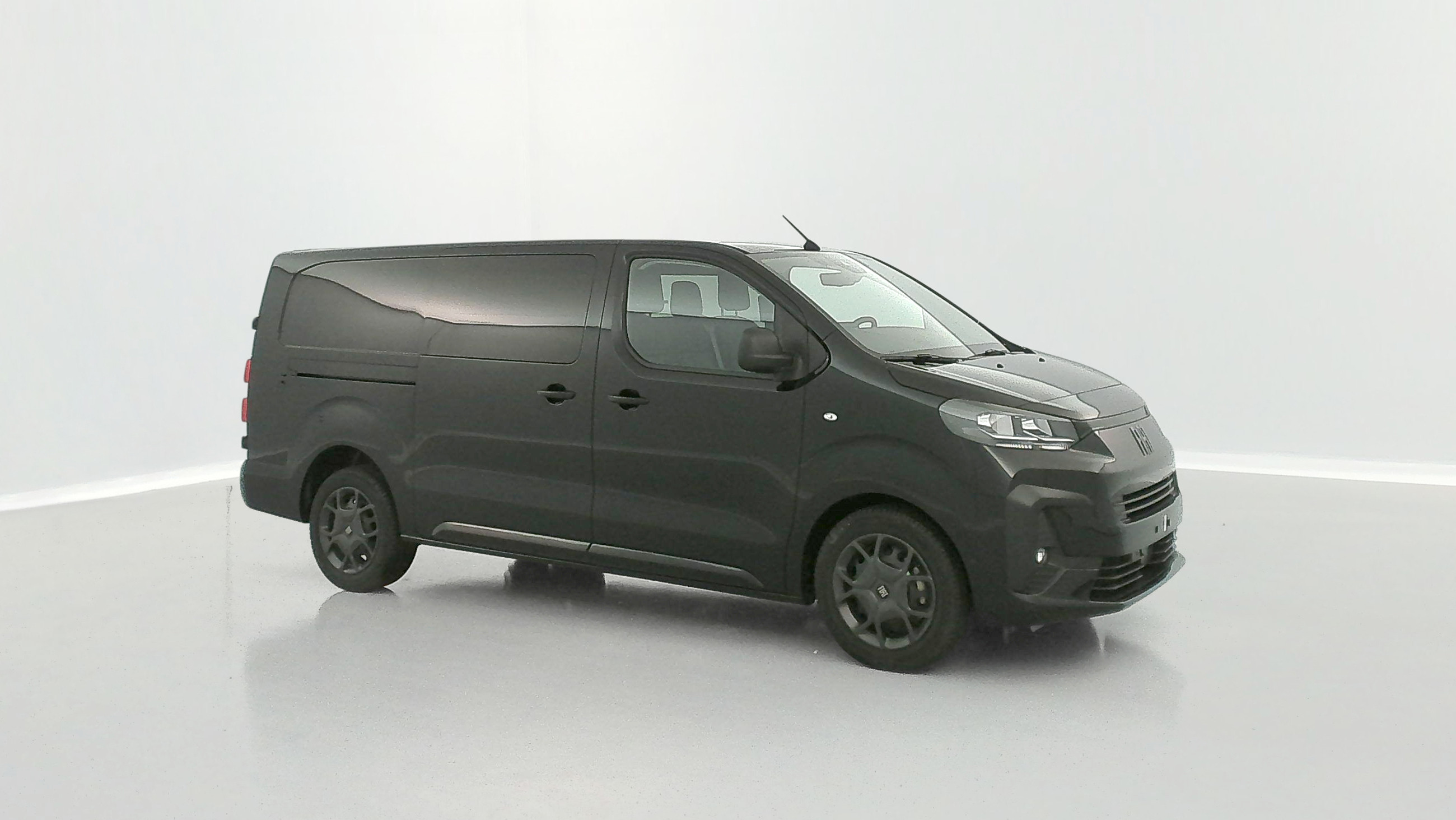 Vente en ligne Fiat Scudo SCUDO CA XL 2.0 BlueHDi 180ch Pack Premium Connect EAT8 au prix de 39 080 €