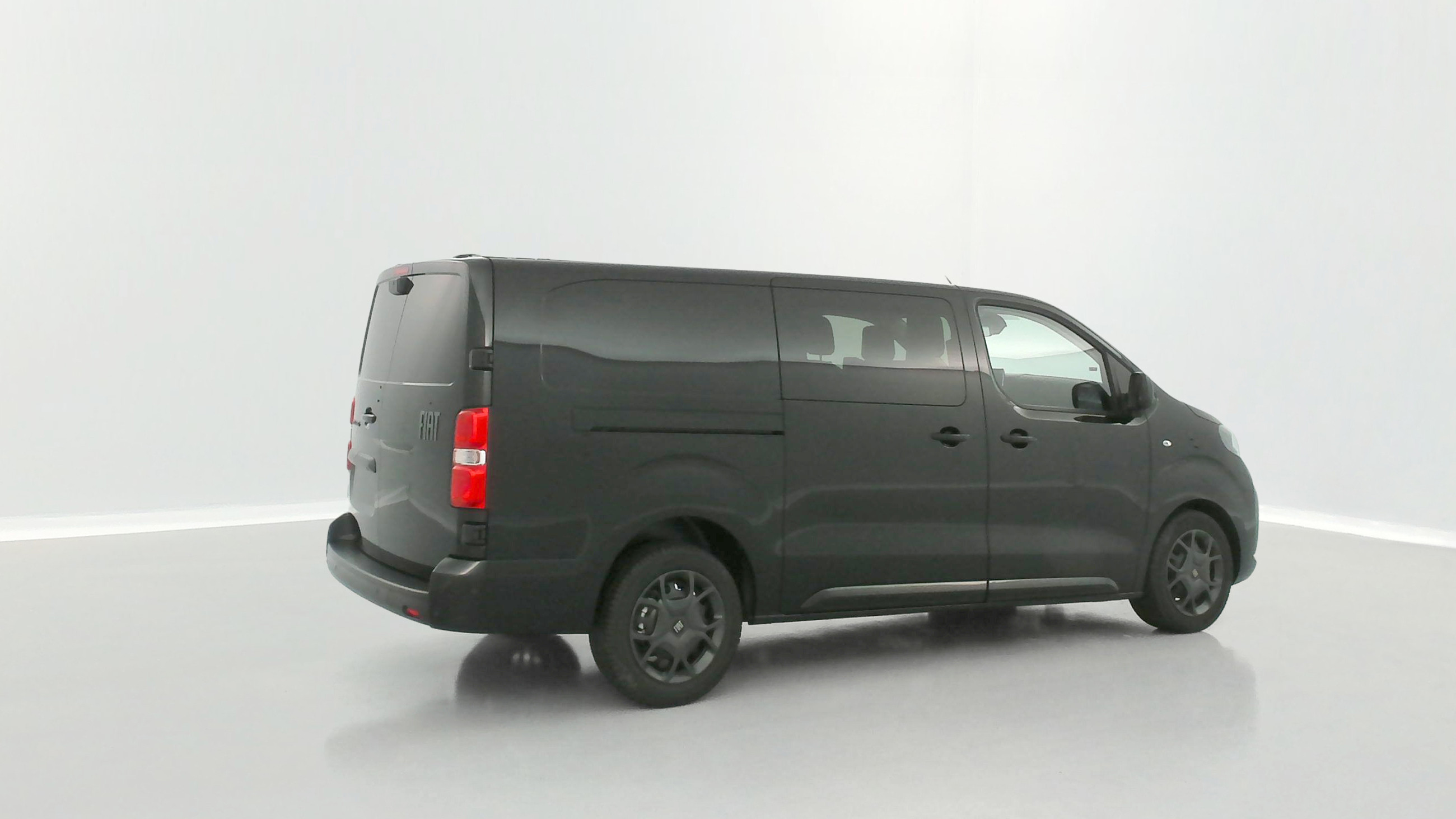 Vente en ligne Fiat Scudo SCUDO CA XL 2.0 BlueHDi 180ch Pack Premium Connect EAT8 au prix de 39 080 €