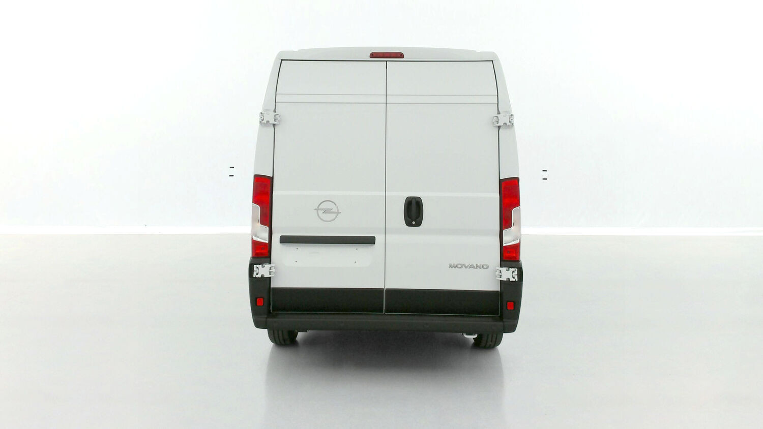 Vente en ligne Opel Movano MOVANO L2H2 35 2.2 BlueHDi 140ch Essentia au prix de 30 680 €