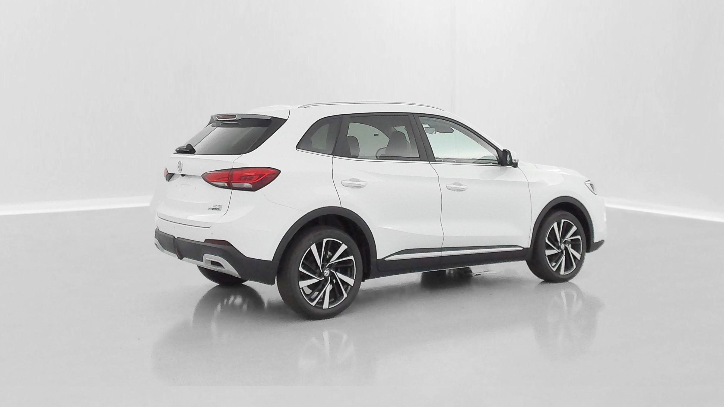 Vente en ligne Mg ZS ZS 1.5 L Hybrid+ 197ch Luxury au prix de 24 500 €