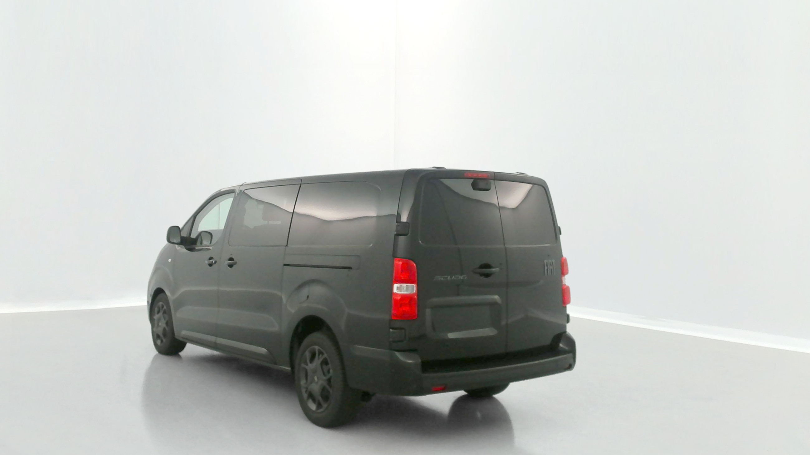 Vente en ligne Fiat Scudo SCUDO CA XL 2.0 BlueHDi 180ch Pack Premium Connect EAT8 au prix de 39 080 €