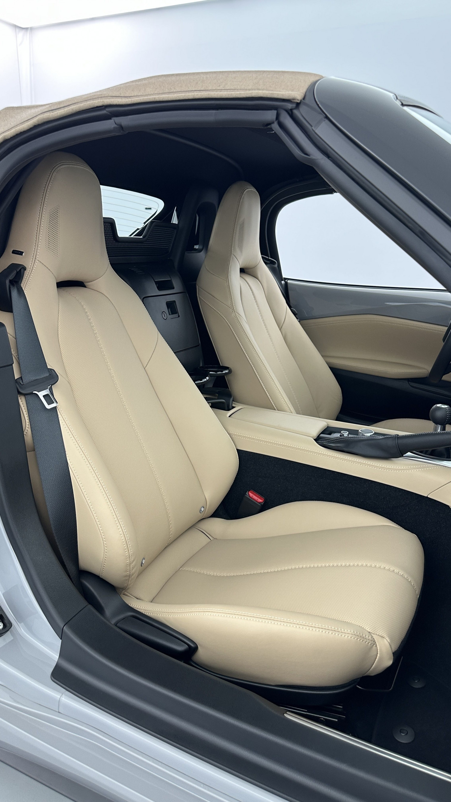 Vente en ligne Mazda MX-5 MX-5 ROADSTER 1.5 SKYACTIV-G 132ch Kazari au prix de 35 710 €