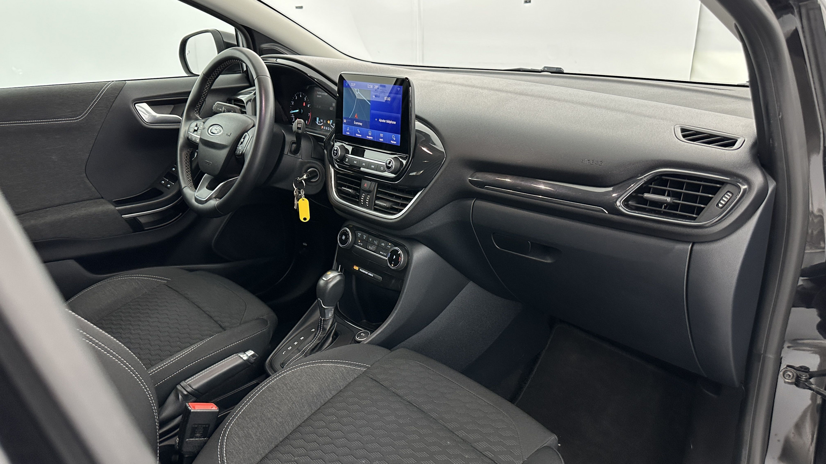 Vente en ligne Ford Puma PUMA 1.0 EcoBoost 125ch Titanium DCT7 au prix de 19 880 €