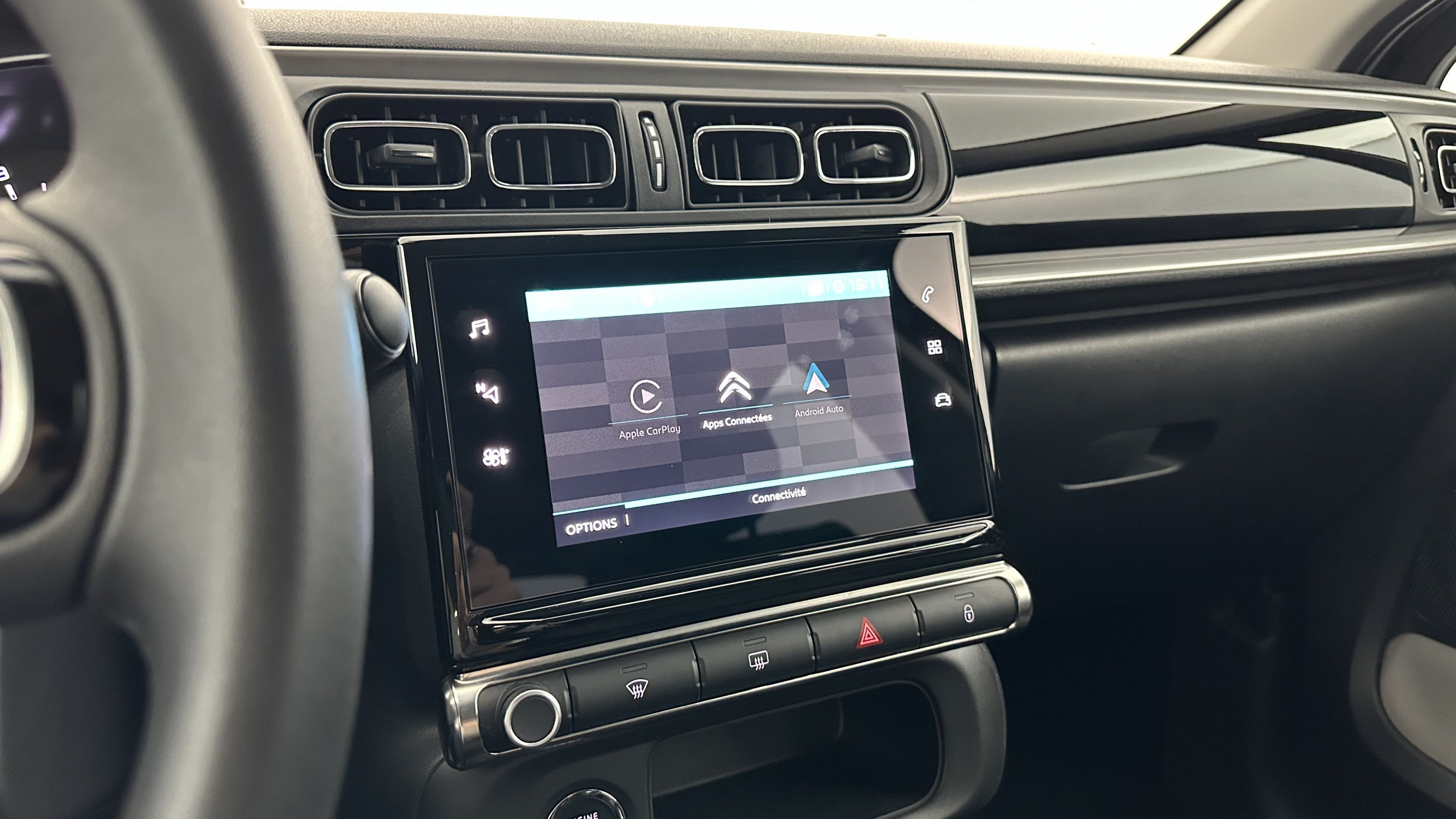 Vente en ligne Citroën C3 C3 III 1.2 PureTech 110ch Shine au prix de 16 600 €