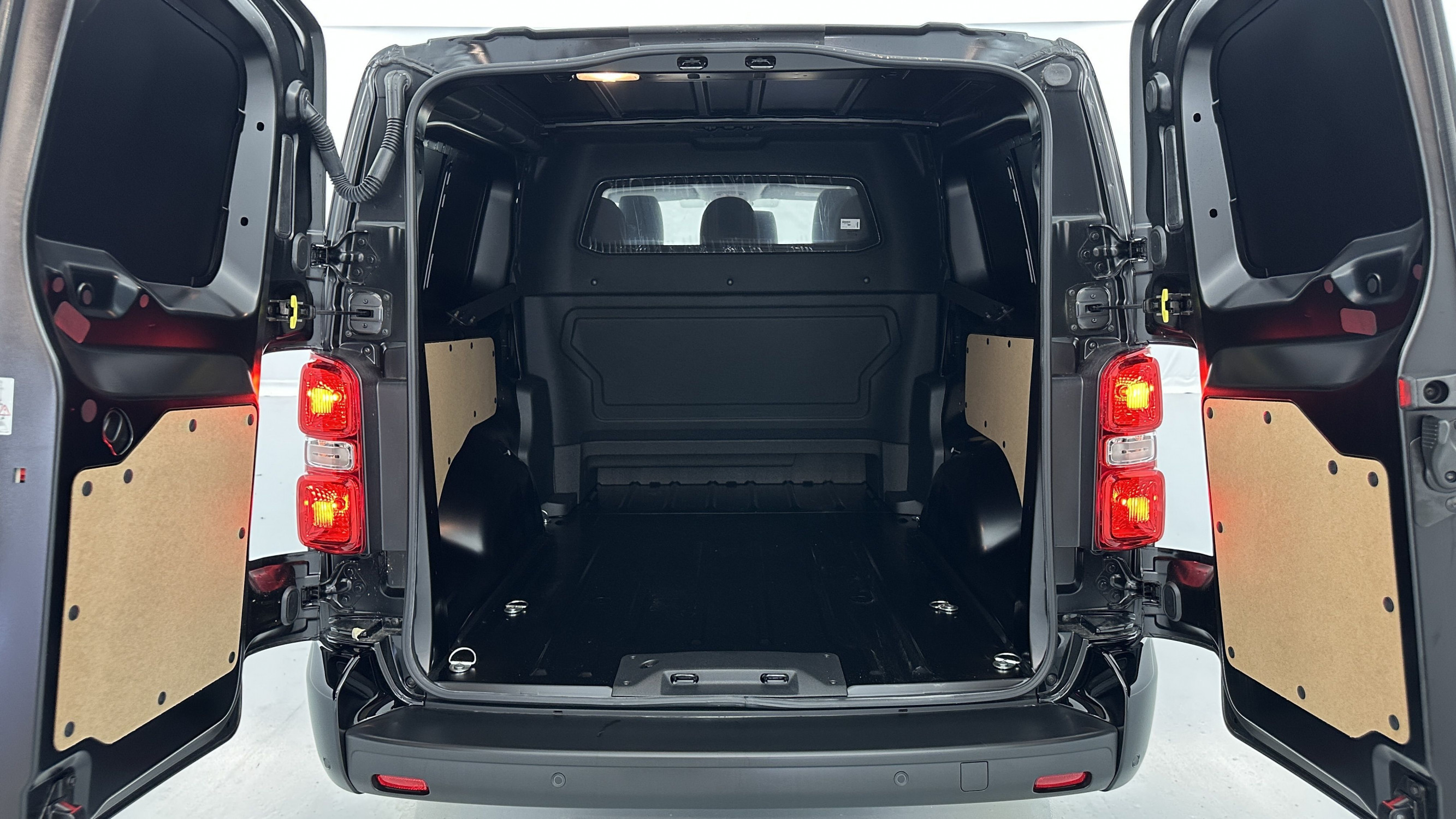 Vente en ligne Fiat Scudo SCUDO CA XL 2.0 BlueHDi 180ch Pack Premium Connect EAT8 au prix de 39 080 €