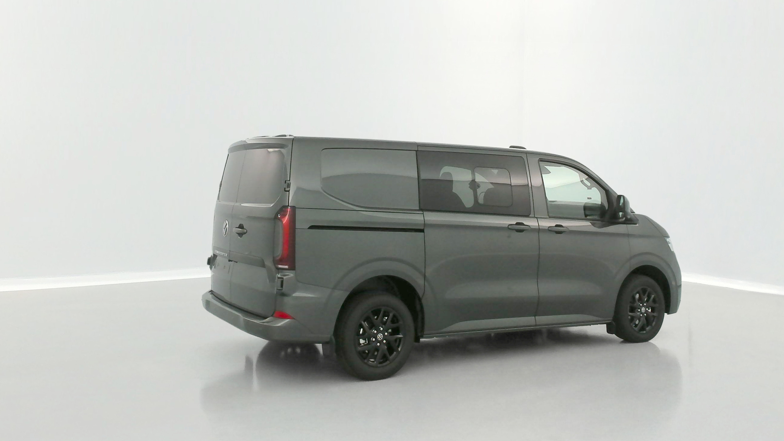 Vente en ligne Volkswagen Transporter TRANSPORTER PROCAB T7 L1H1 2.0 TDI 170ch Business BVA8 au prix de 50 720 €