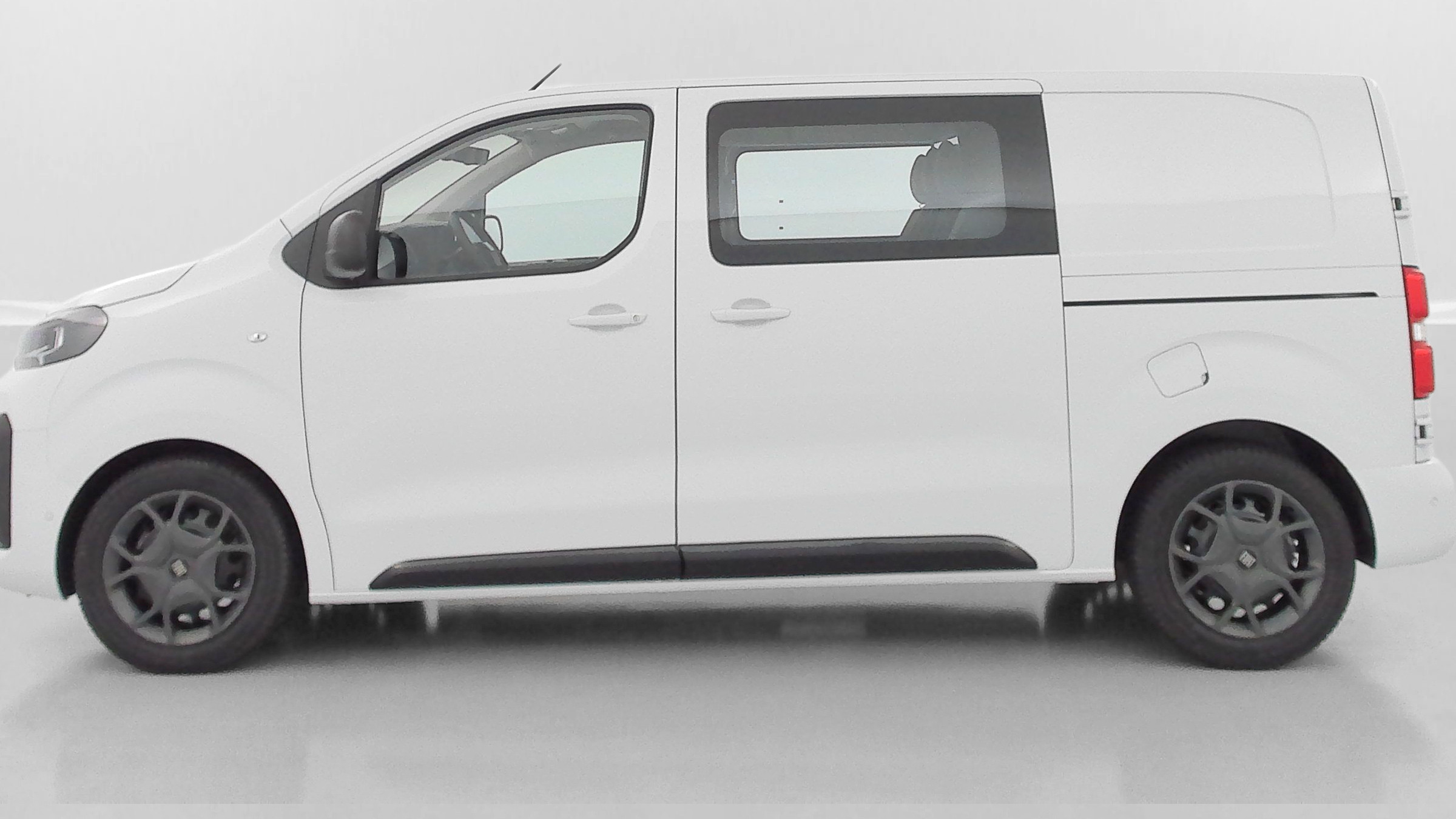 Vente en ligne Fiat Scudo SCUDO CA M 2.0 BlueHDi 180ch Pack Premium Connect EAT8 au prix de 37 160 €