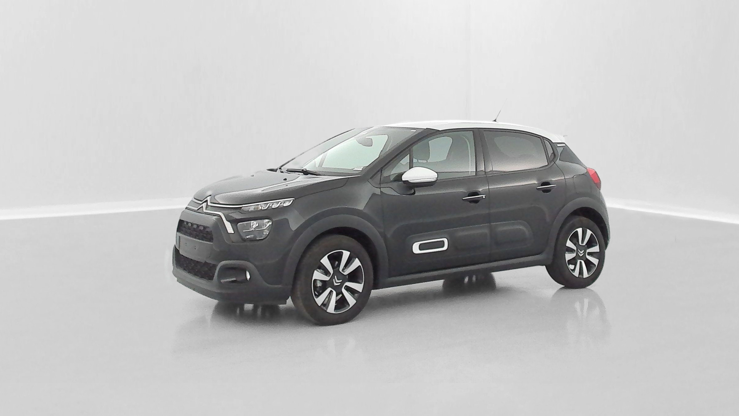 Vente en ligne Citroën C3 C3 III 1.2 PureTech 110ch Shine au prix de 16 600 €