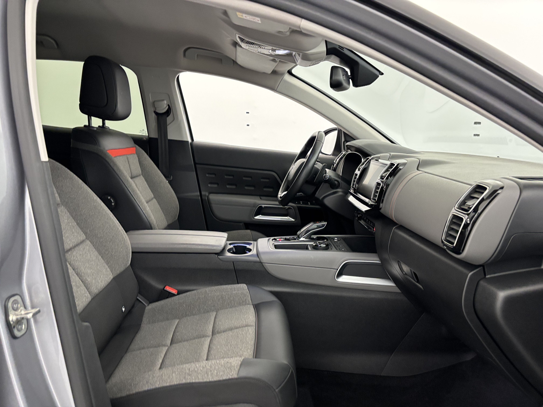 Vente en ligne Citroën C5 Aircross BlueHDi 130ch Feel EAT8 Suréquipé au prix de 15 990 €