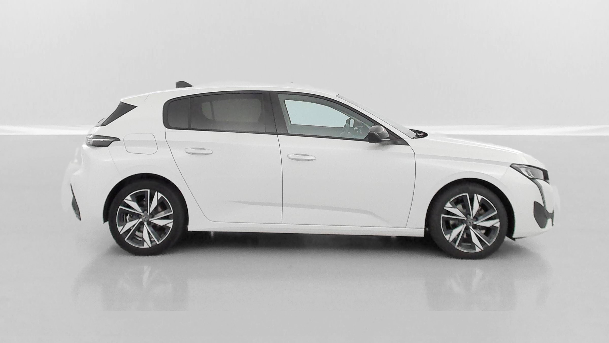 Vente en ligne Peugeot 308 308 III 1.2 Puretech 130ch Allure Pack EAT8 au prix de 21 080 €