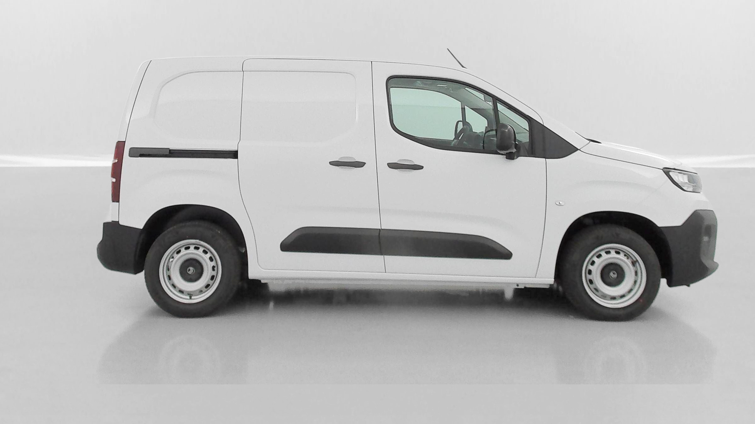 Vente en ligne Citroën Berlingo Fourgon BERLINGO VAN M 1.5 BlueHDi 100ch au prix de 21 800 €